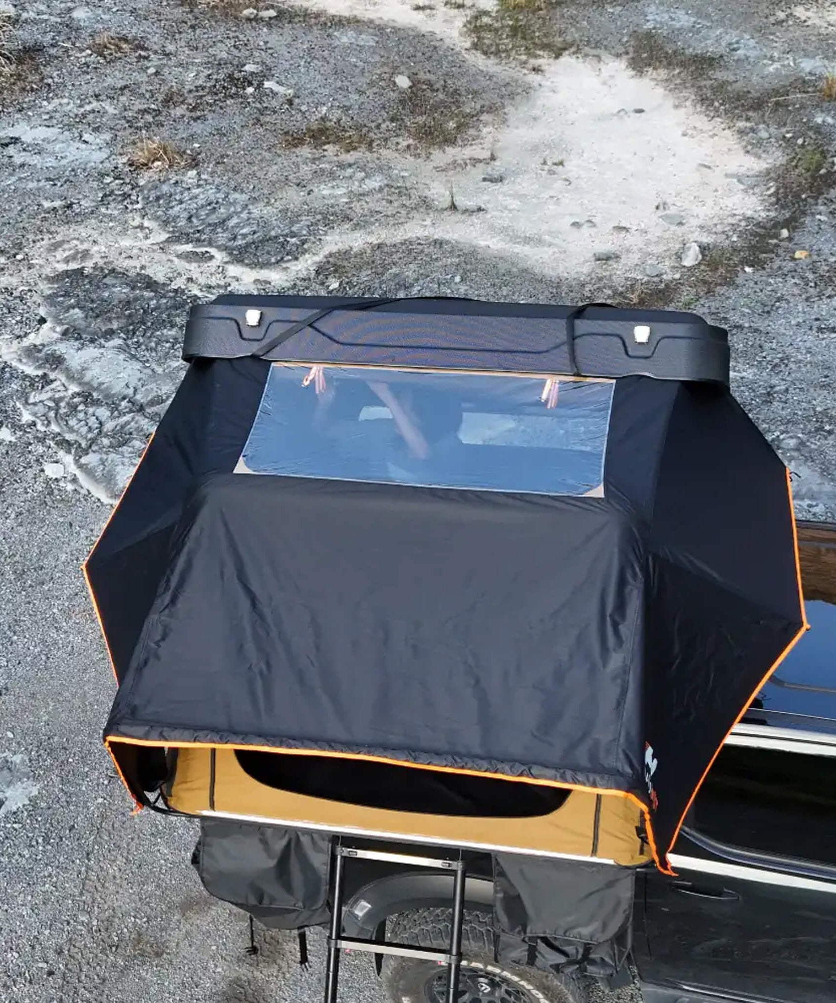 Naturnest Sirius 2 Plus XL Premium 4-Person Clamshell Rooftop Tent (SAK74092)