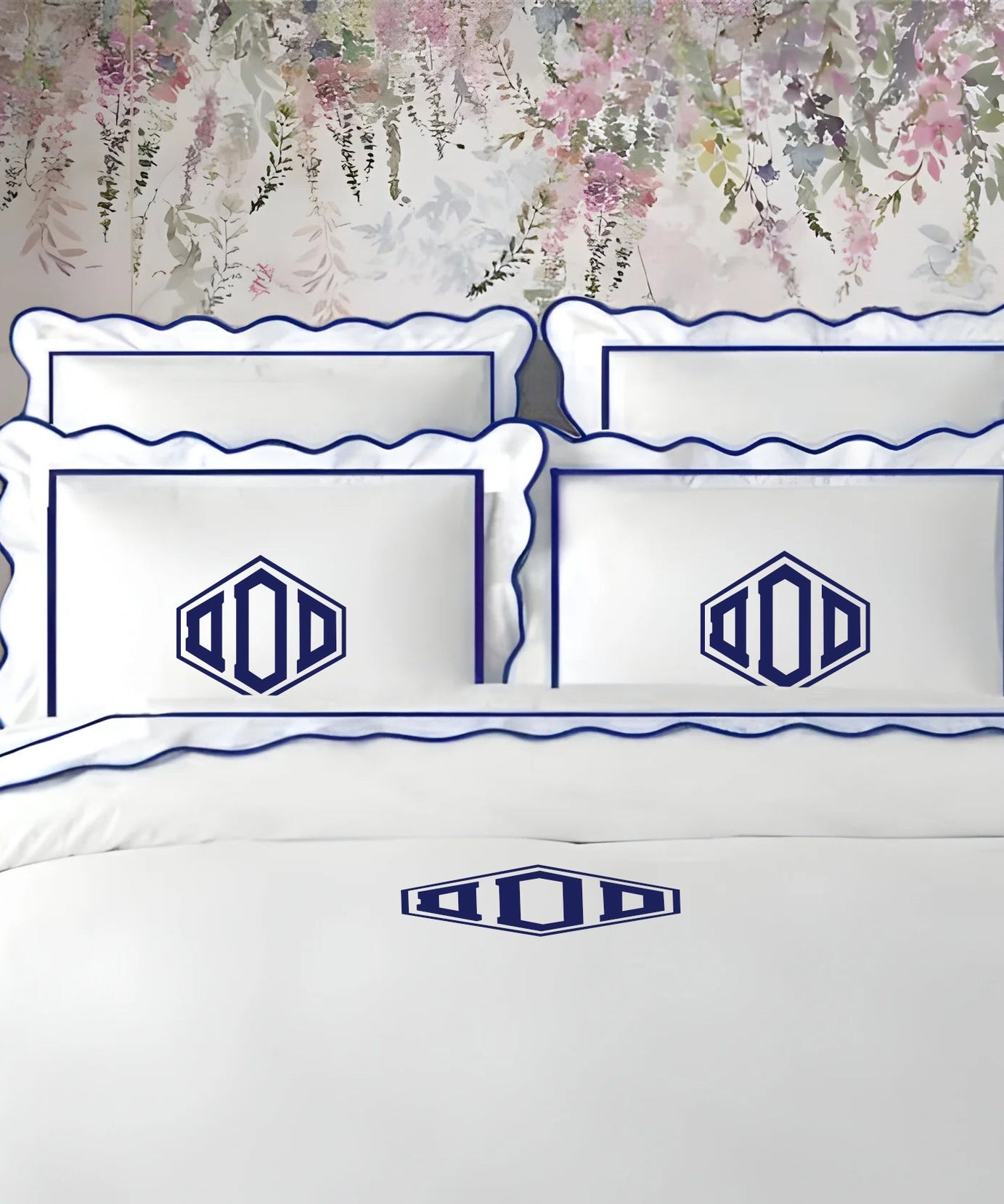 Monogram 400TC Cotton Scallop Embroidery & Border Sateen Solid Duvet Cover Set