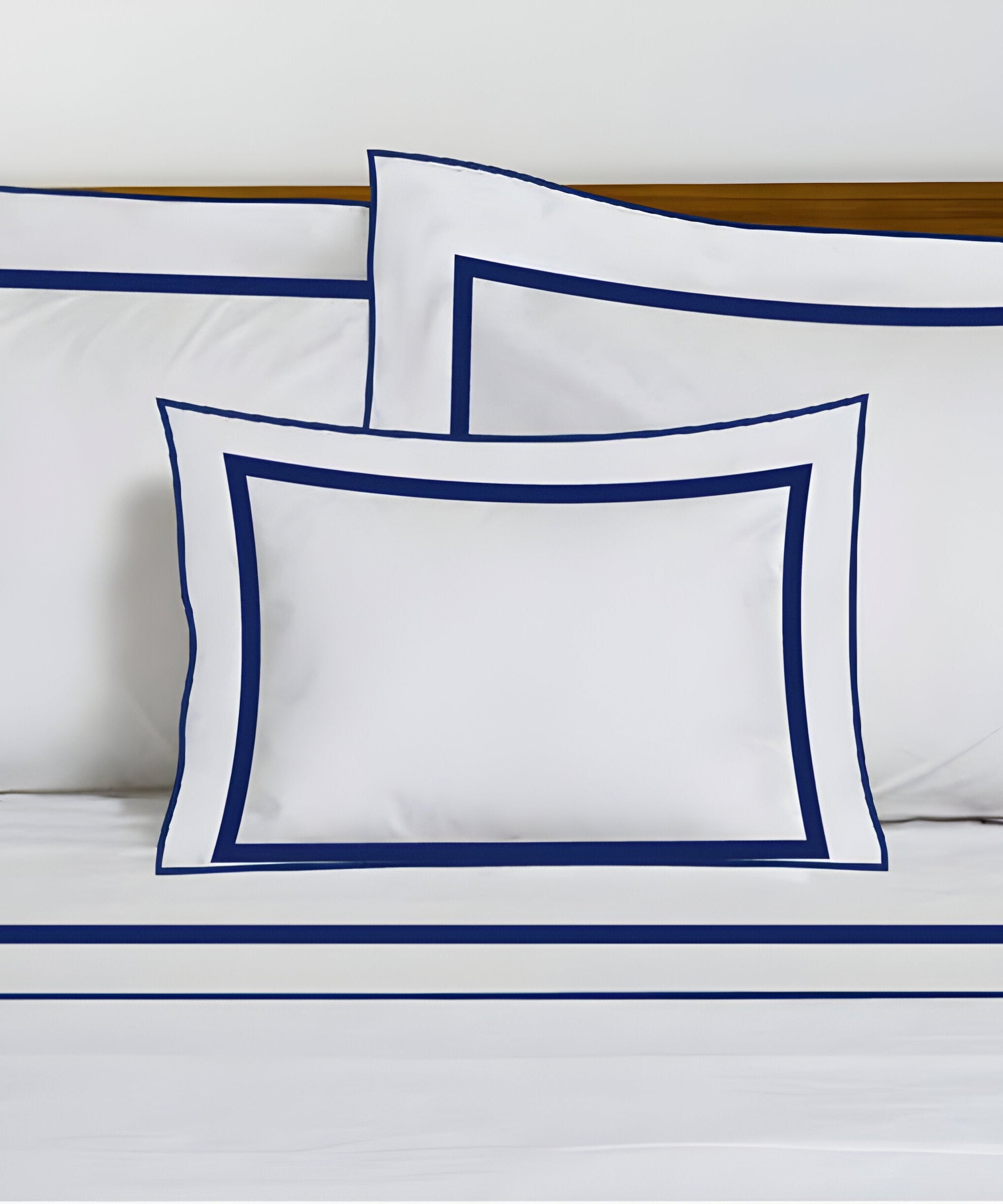 400TC Embroidery & Border Cotton Sateen Solid Duvet Cover Set