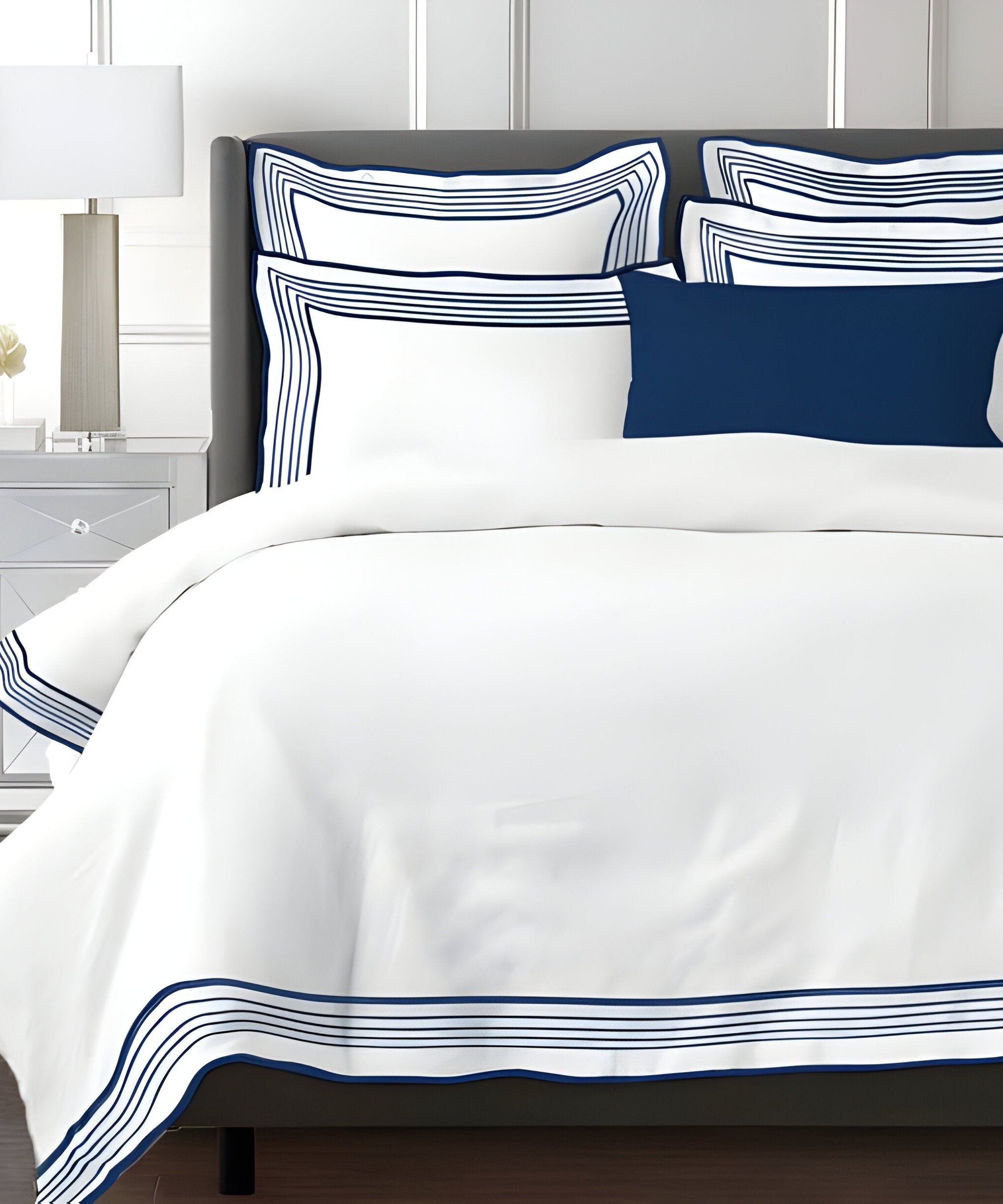 Smart Border 400TC Cotton Embroidery Sateen Solid Duvet Cover Set