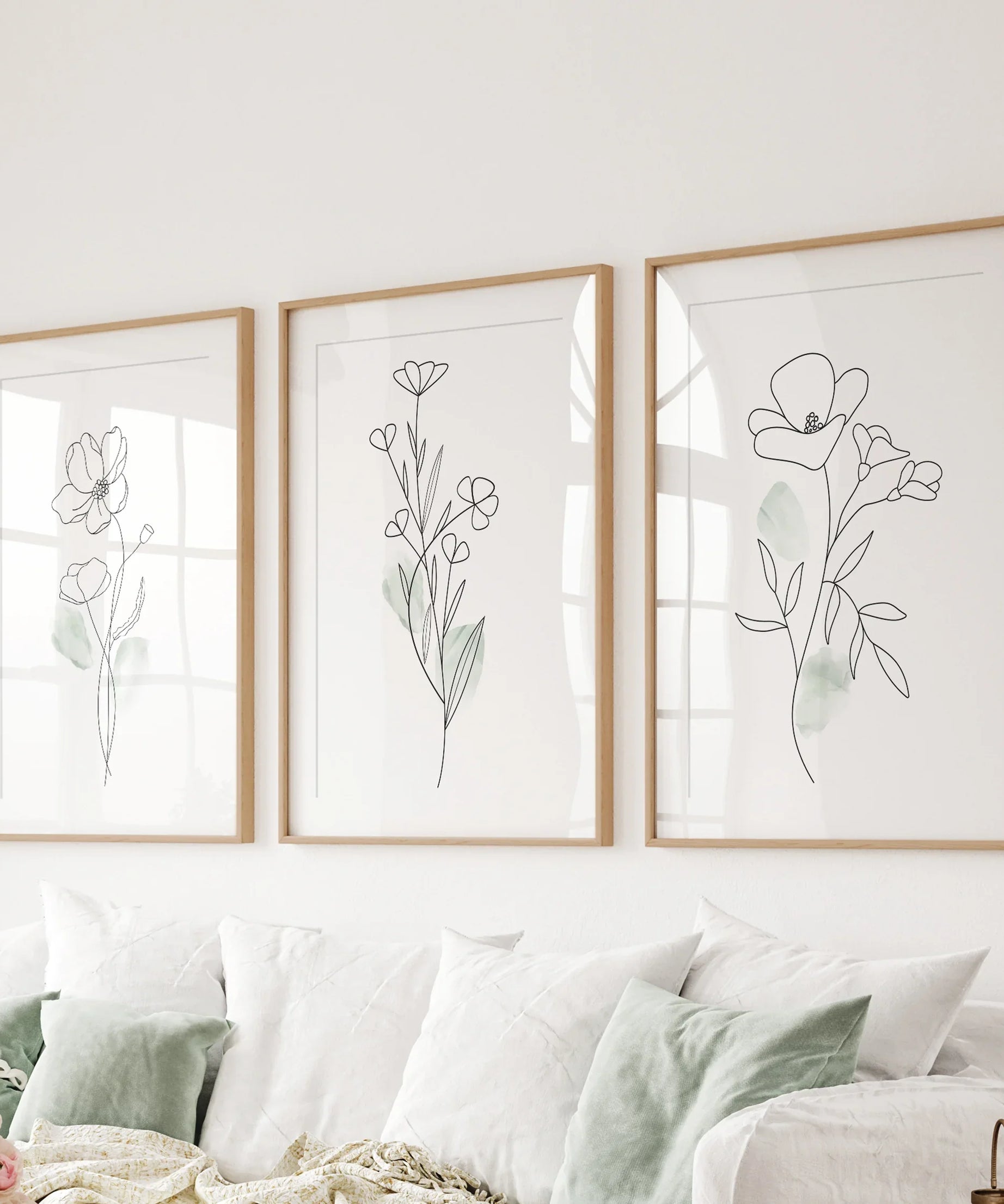 Modern Botanical Line Art Decor. 3 Piece Floral Print Set