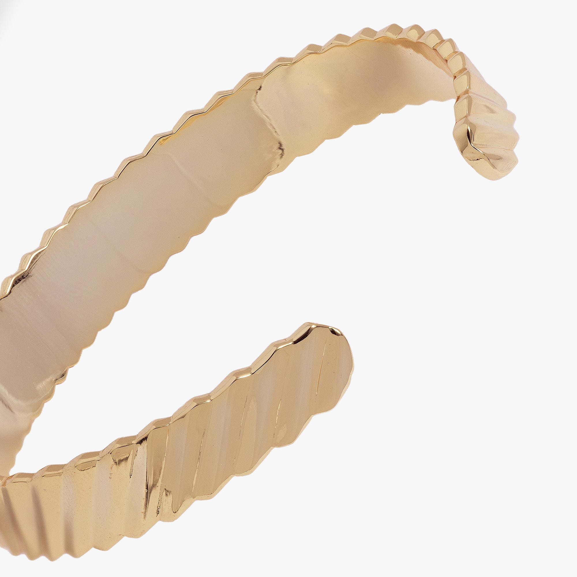 Palm Textured Cuff