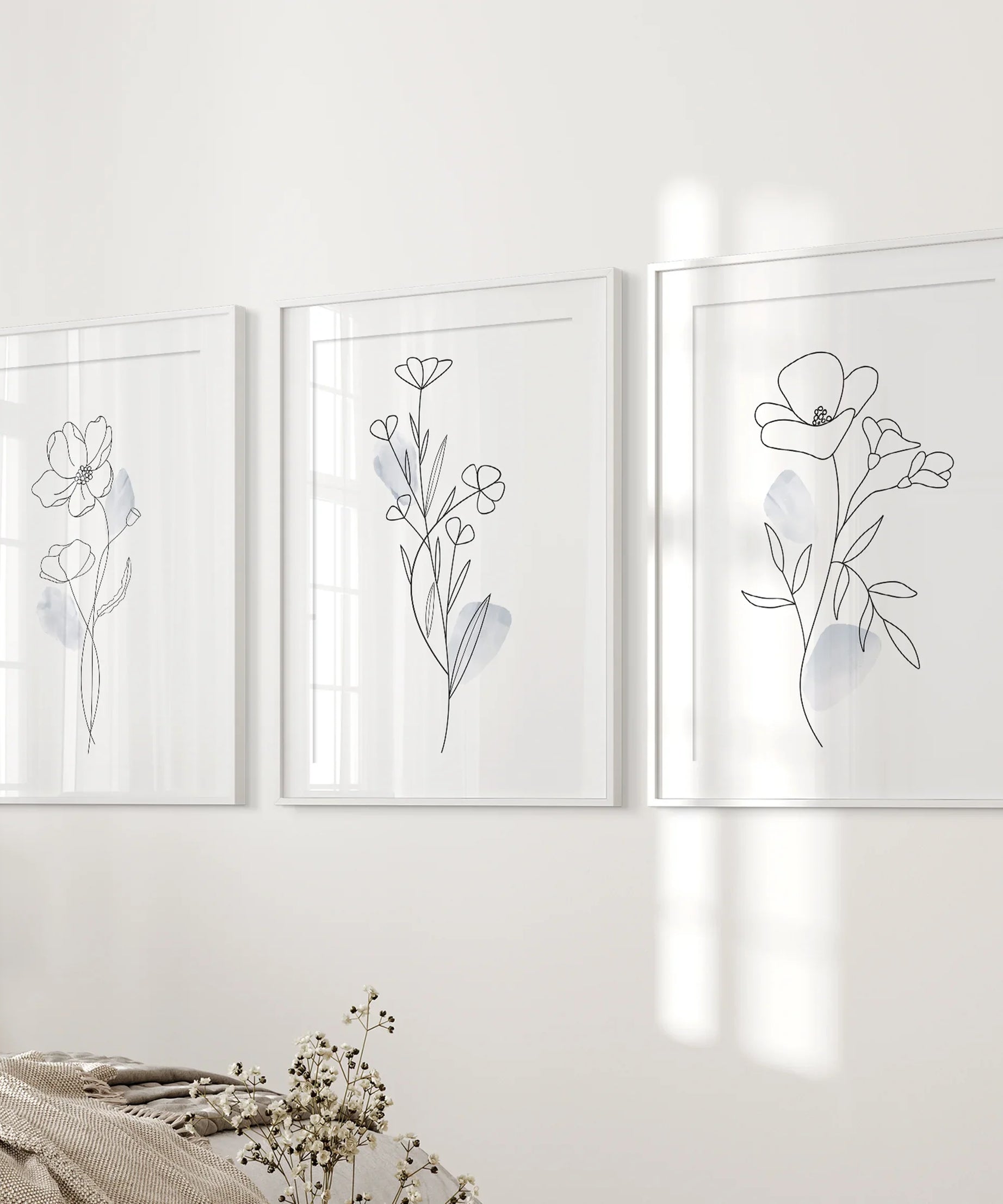 Black and White Botanical Prints. Modern Minimalist Line Art