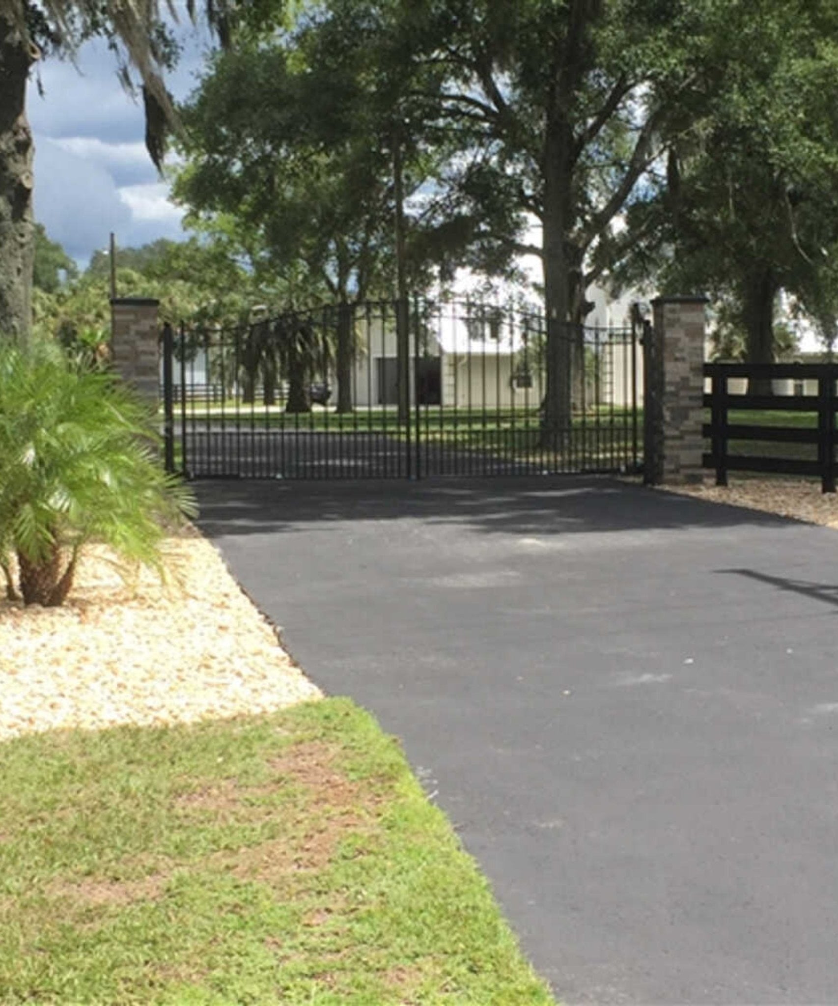 [12-18FT] Heavy-Duty Prague-Style Powder-Coated Galvanized Steel Dual Swing Driveway Gate (SAK48530)