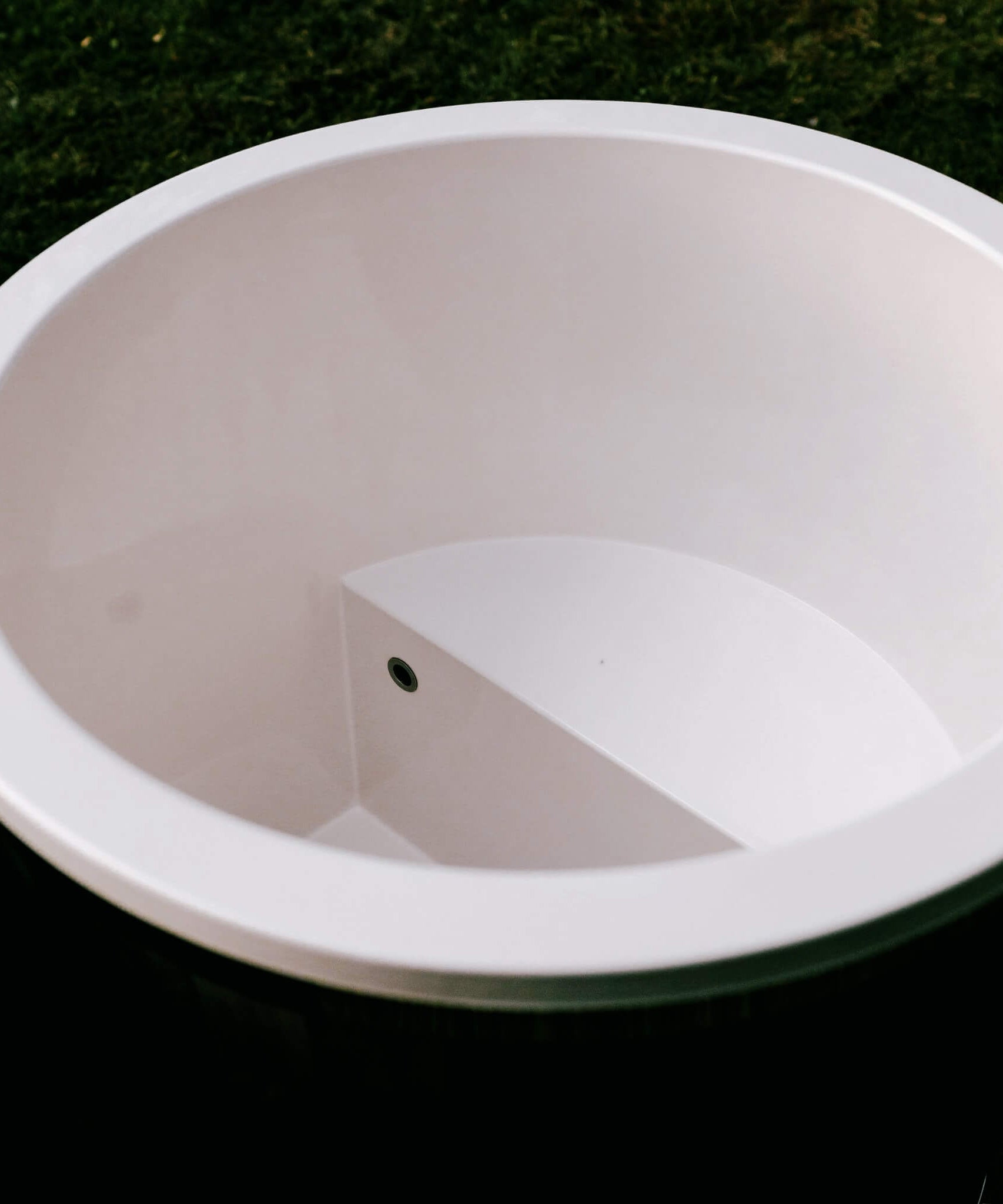 Premium 1-Person Fully-Assembled ThermoWood Cold Plunge Tub (SAK80914)