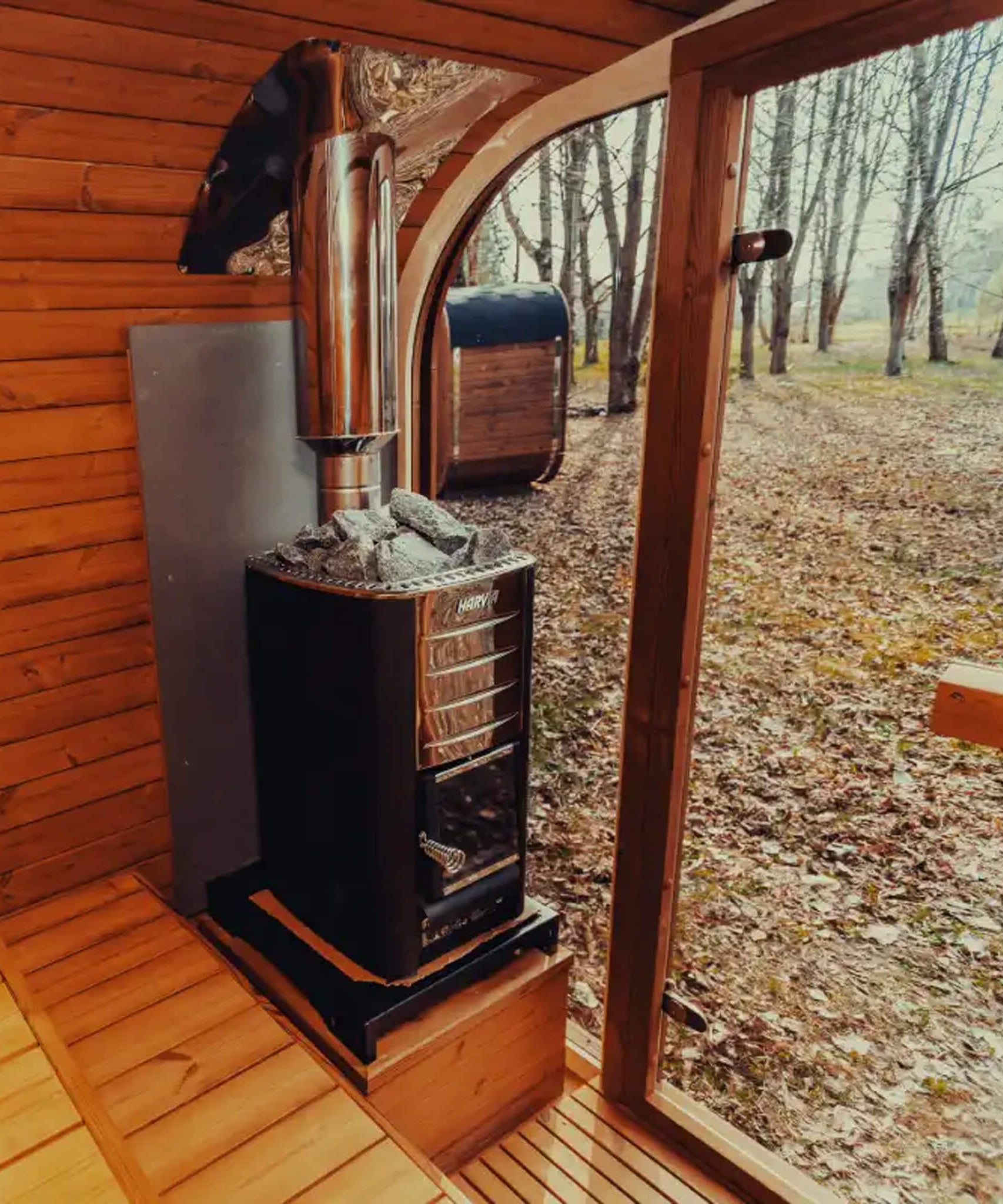 Premium 6-Person Outdoor Scandinavian ThermoWood Cube Sauna Kit With LED Lighting (SAK89146)