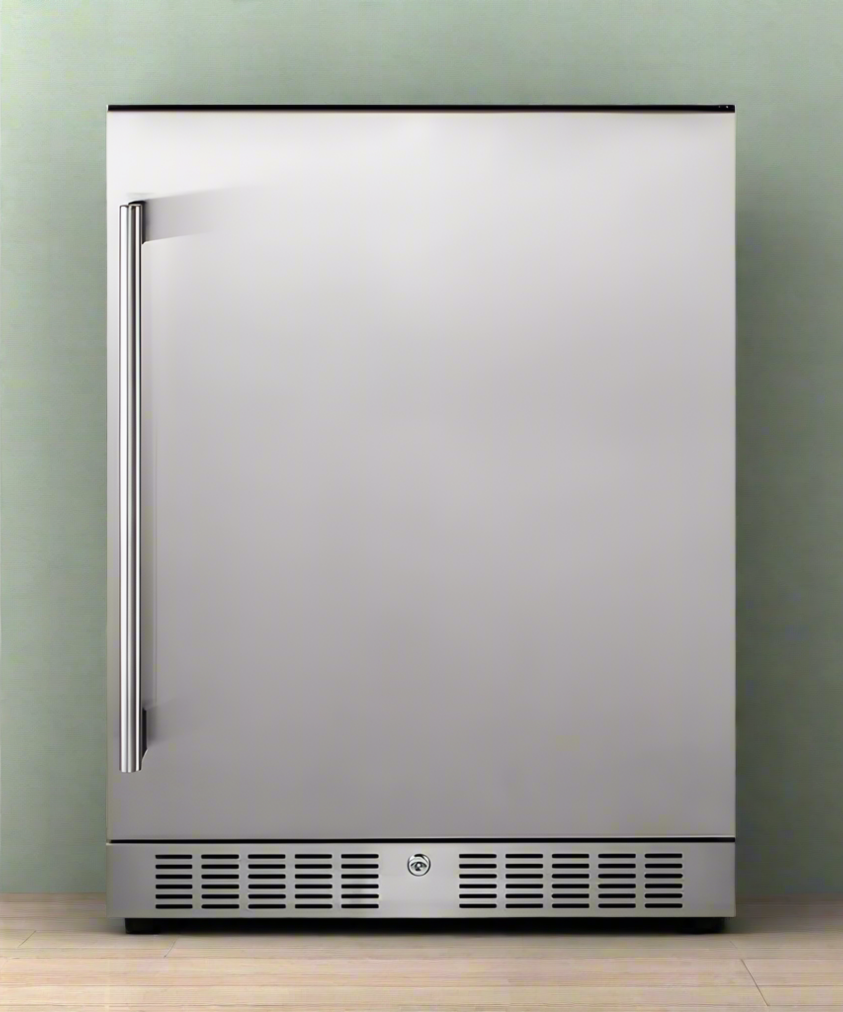 Premium 5.3 Cu.Ft Single Door Stainless Steel Built-In Wine Beverage Undercounter Refrigerator (SAK95276)