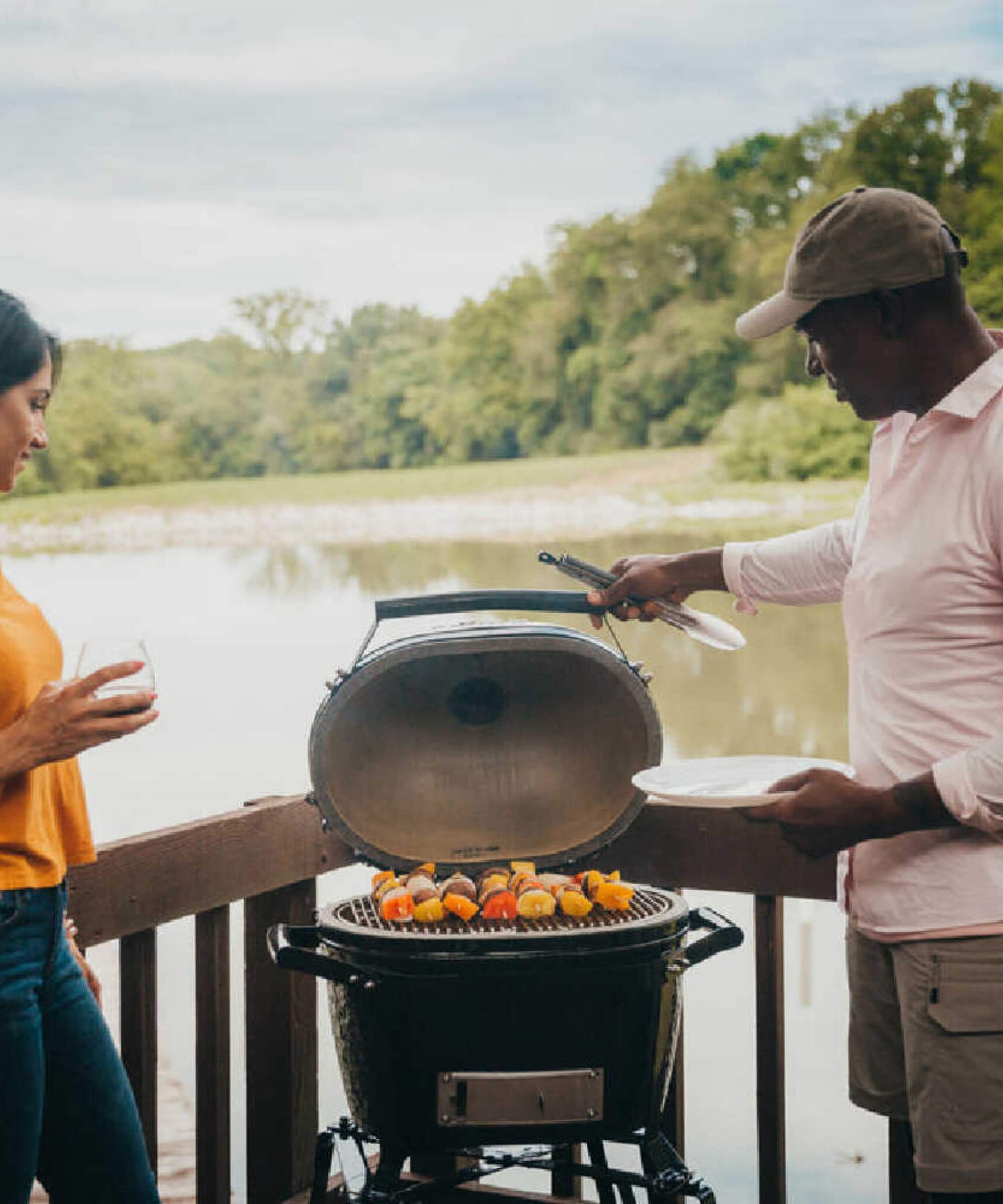 Primo Oval XXL Black Ceramic Kamado Charcoal Grill [PGCXXLH] (SAK25674)