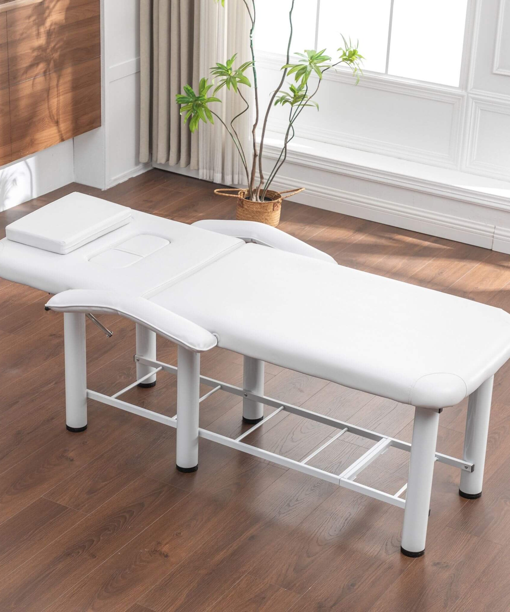 Professional Fully Adjustable Beauty Bed With Underbed Storage And Removable Cushions (SAK46813)