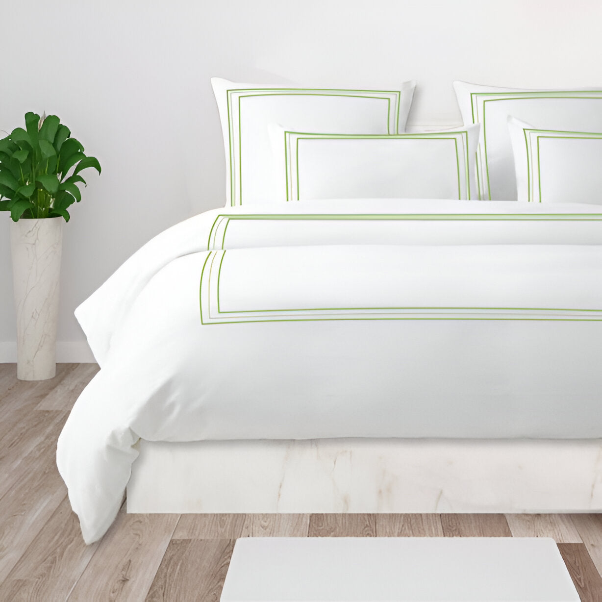 400TC Cotton Classic Embroidery Sateen Solid Duvet Cover Set