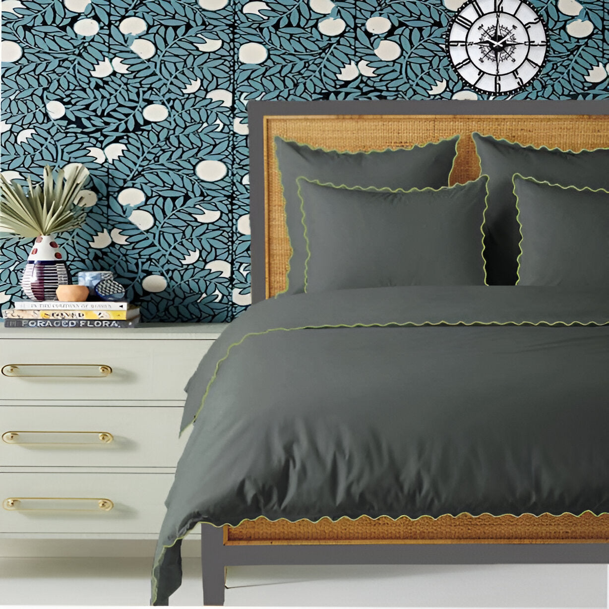 Dark Grey 400TC Cotton Small Scallop Embroidery Duvet Cover Set