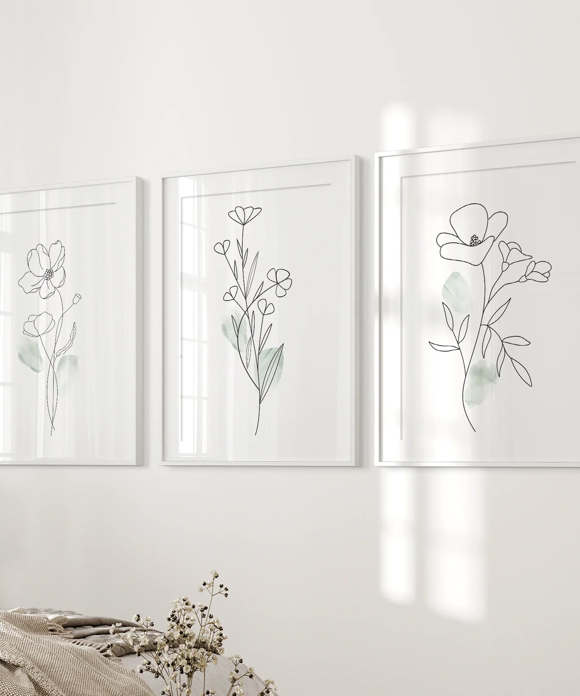 Modern Botanical Line Art Decor. 3 Piece Floral Print Set