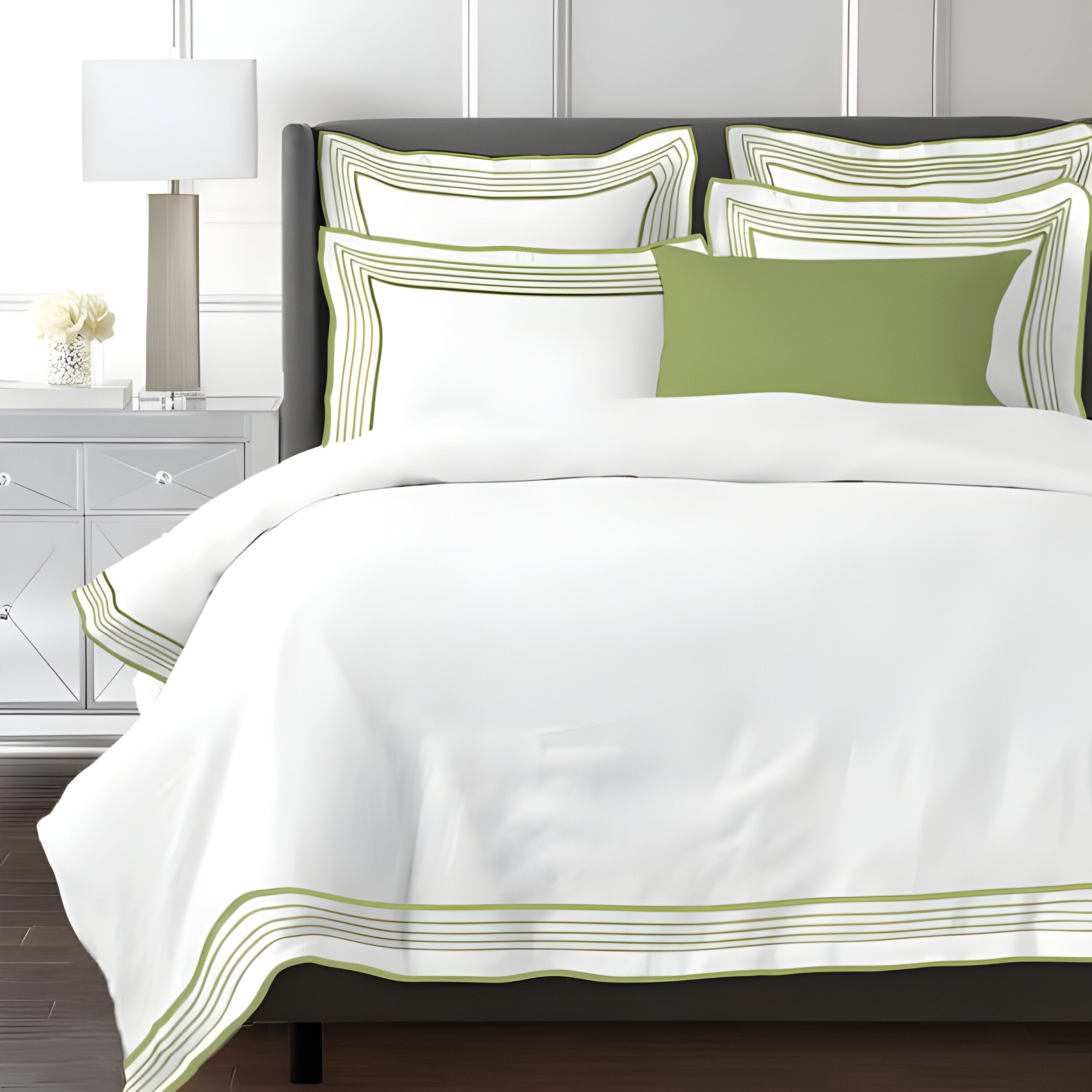 Smart Border 400TC Cotton Embroidery Sateen Solid Duvet Cover Set