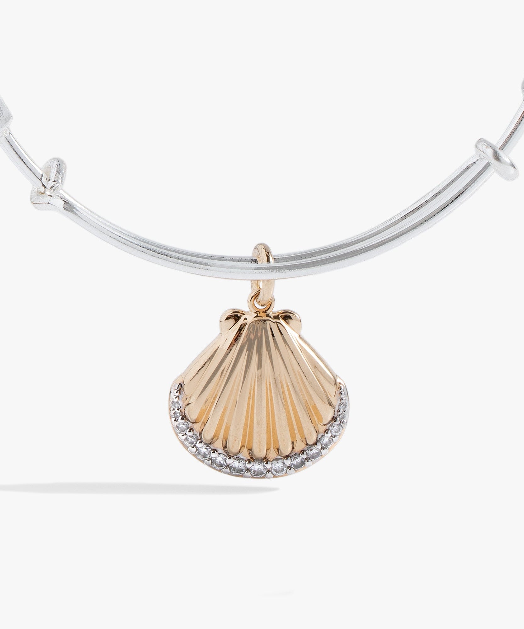 Textured Scallop Seashell Charm Bangle