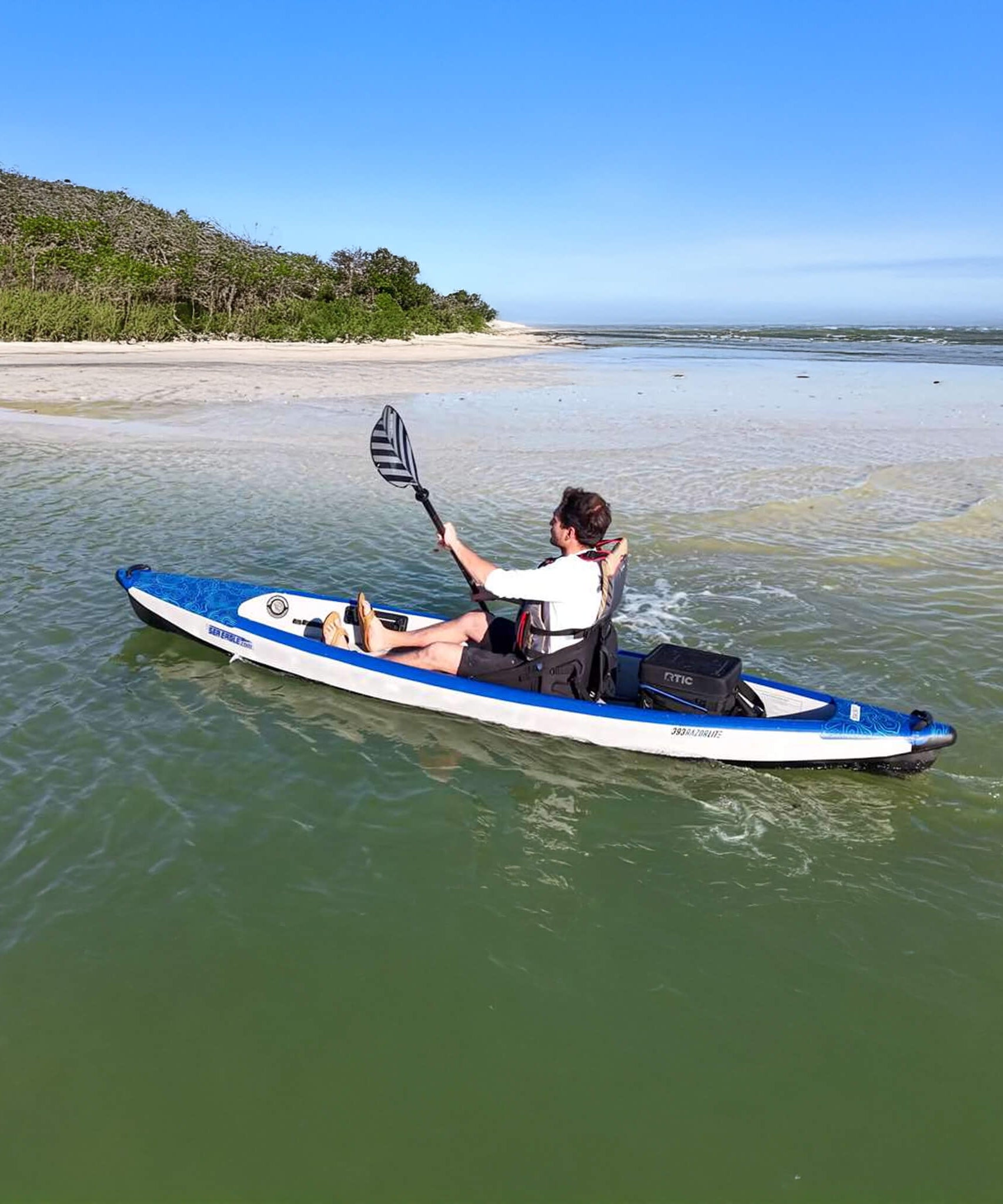 Sea Eagle 393RL RazorLite 1-Person Inflatable Lightweight Kayak With Adjustable Footrests [393RLK] (SAK13961)