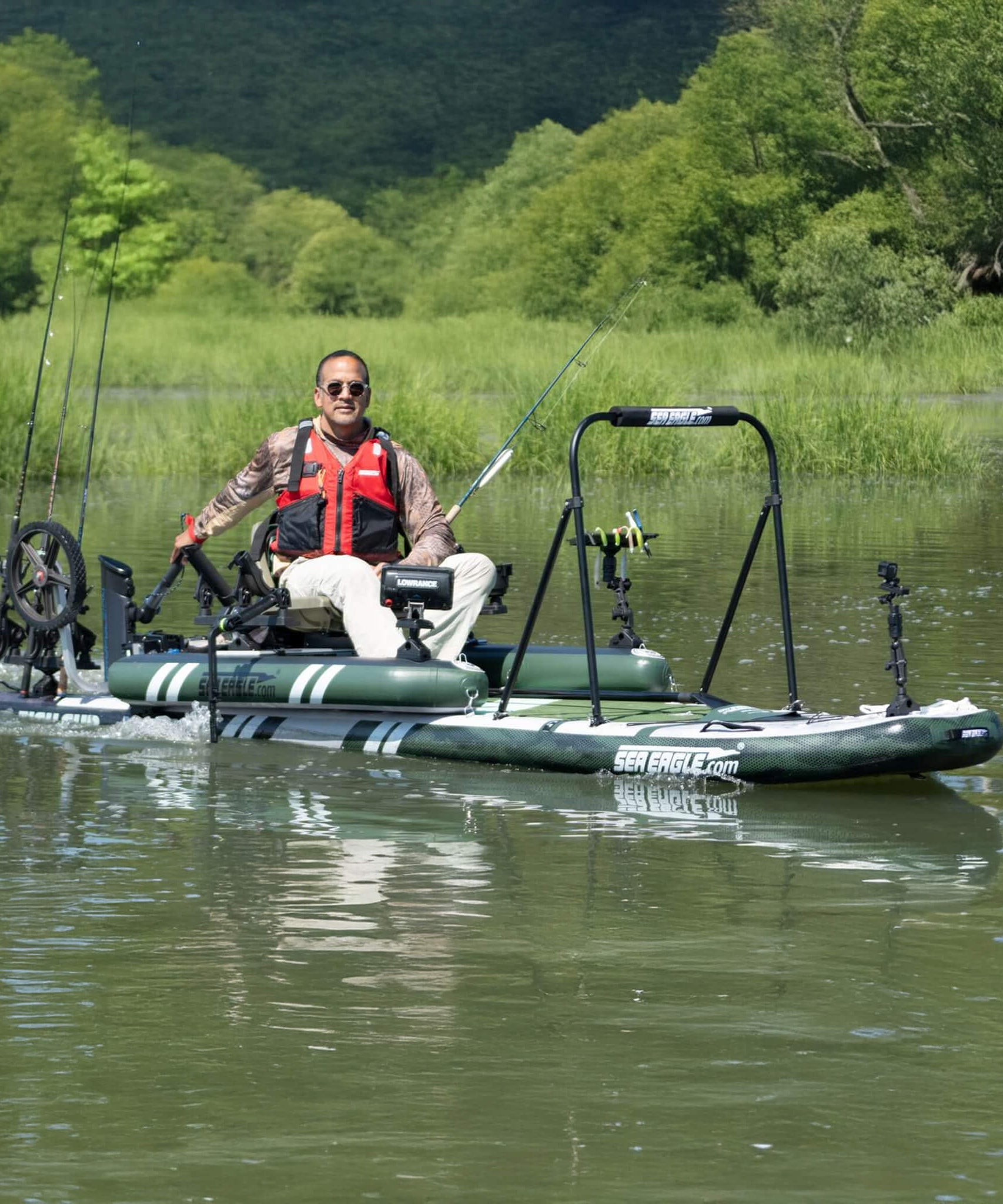 Sea Eagle FS1210 FishSUP 1-Person Inflatable Fishing Stand-Up Paddleboard [FS1210K] (SAK79218)