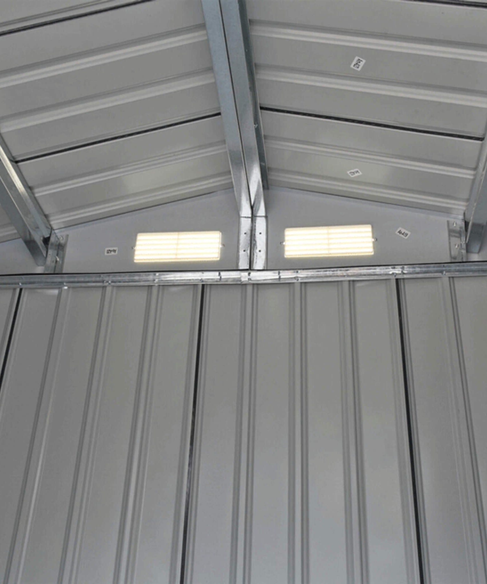 [04X07FT] Alora Small Outdoor Garden Backyard Storage Tool Shed W/ Sliding Door (SAK59938)