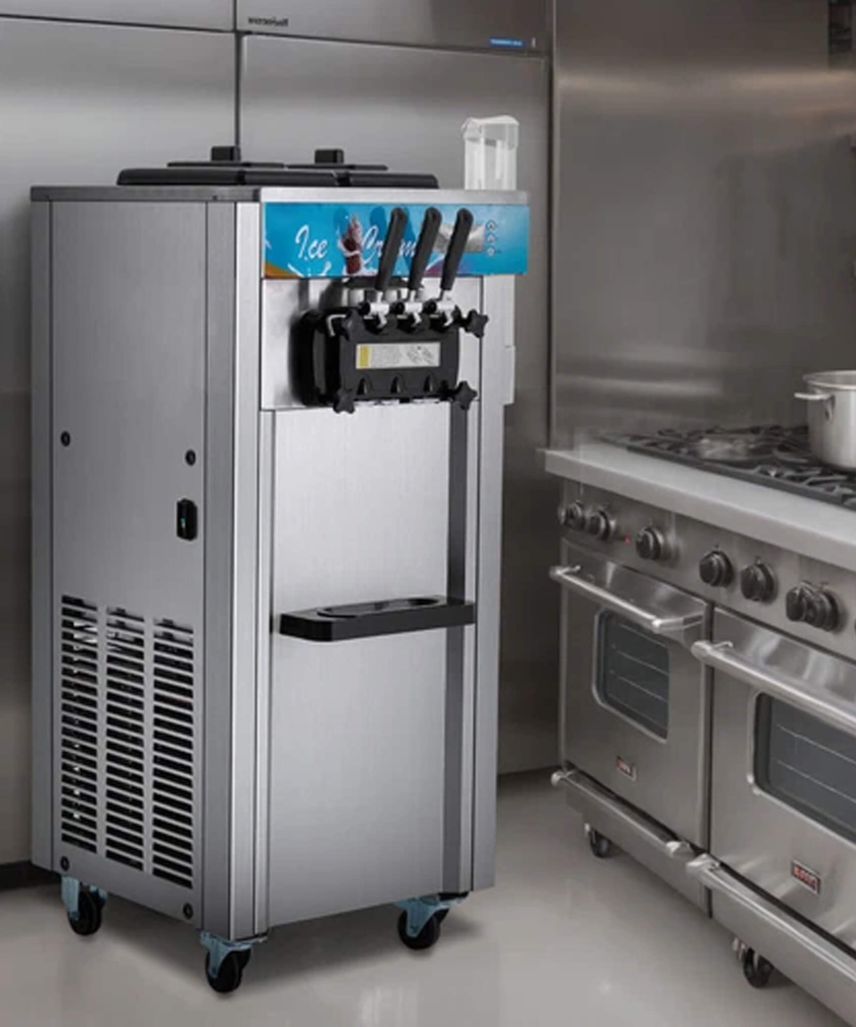 Stainless Steel Commercial 21-31 L/H 3-Flavor Soft Serve Ice Cream Machine Maker (SAK65291)