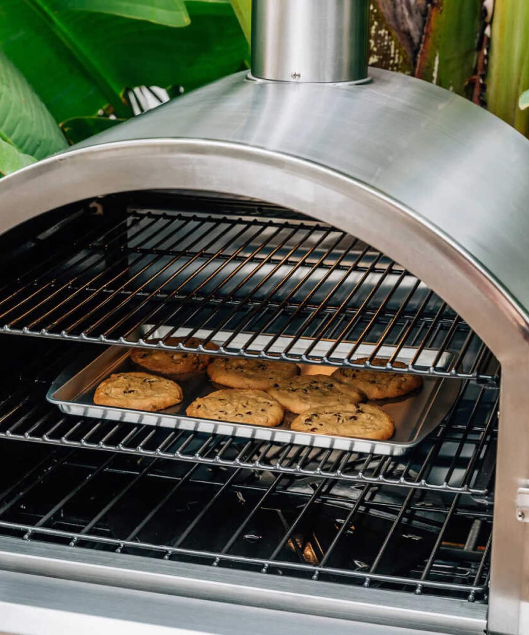 Summerset 60-Inch Outdoor Freestanding Gas Pizza Oven [SS-OVFS-LP/NG] (SAK17543)