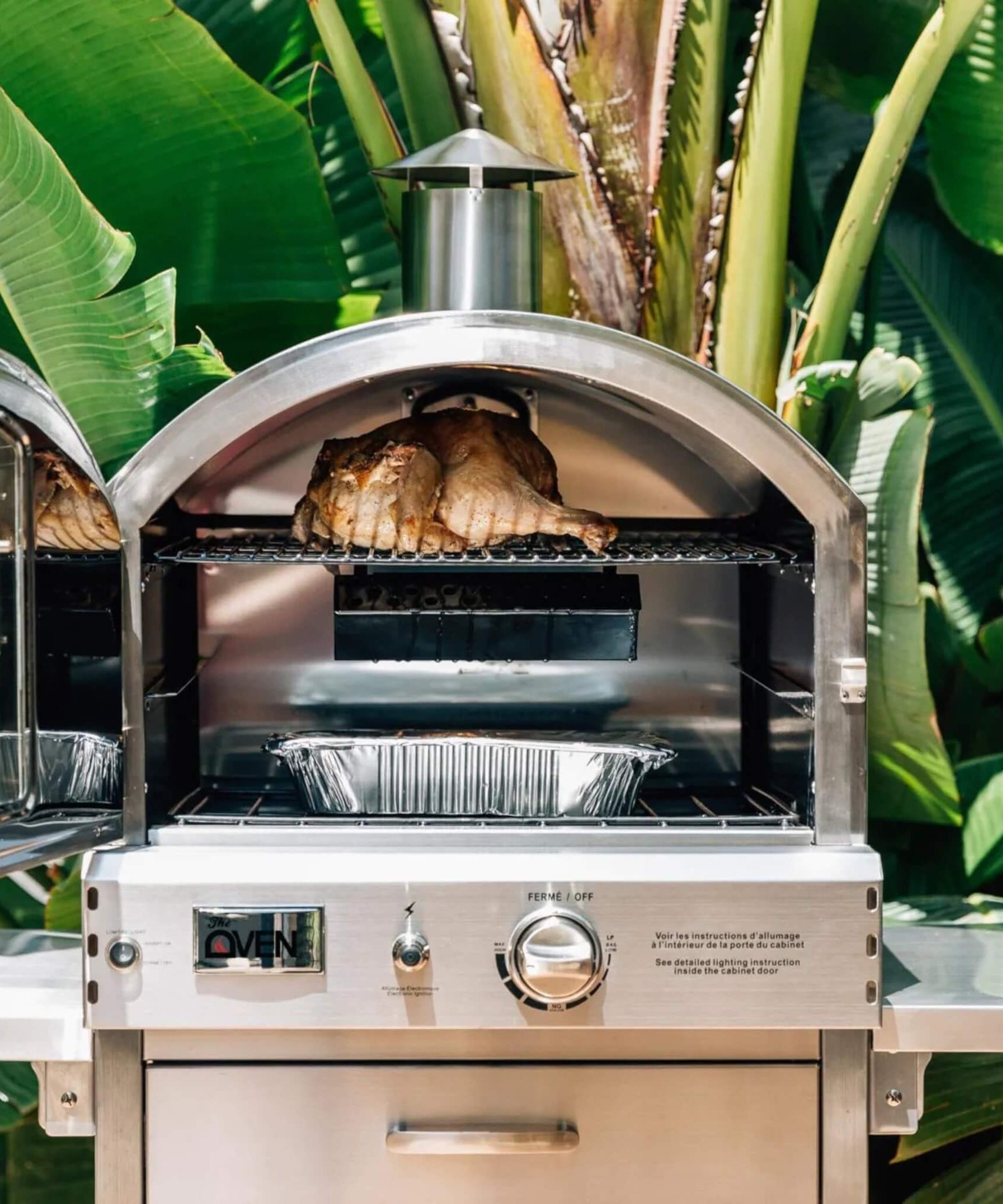 Summerset 60-Inch Outdoor Freestanding Gas Pizza Oven [SS-OVFS-LP/NG] (SAK17543)