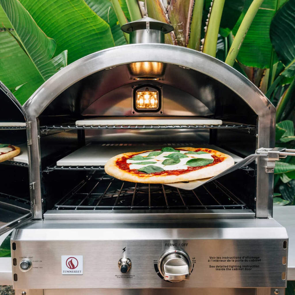 Summerset 60-Inch Outdoor Freestanding Gas Pizza Oven [SS-OVFS-LP/NG] (SAK17543)
