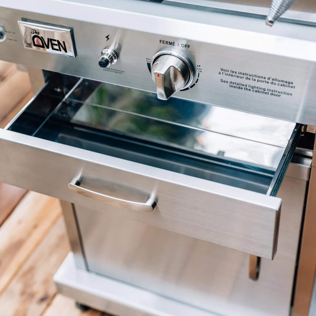 Summerset 60-Inch Outdoor Freestanding Gas Pizza Oven [SS-OVFS-LP/NG] (SAK17543)