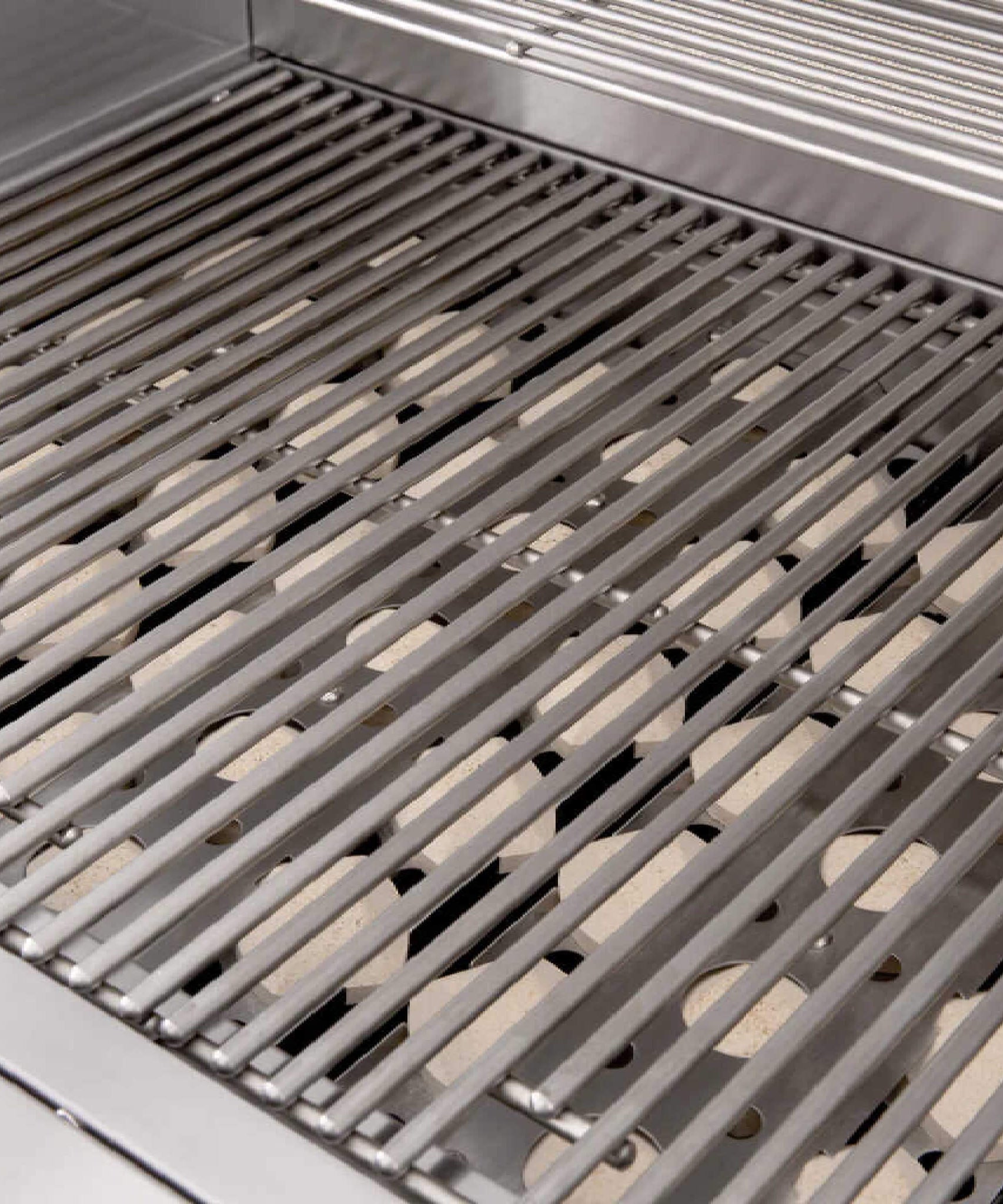 Summerset Sizzler Built-In Propane Gas Grill [SIZ25/32/40] (SAK71502)
