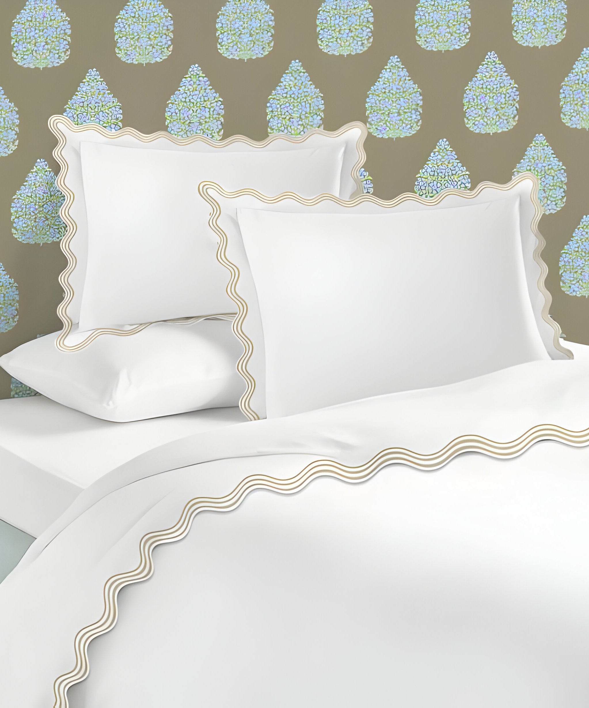 400TC Cotton Sateen Triple Scallop Embroidery Duvet Cover Set