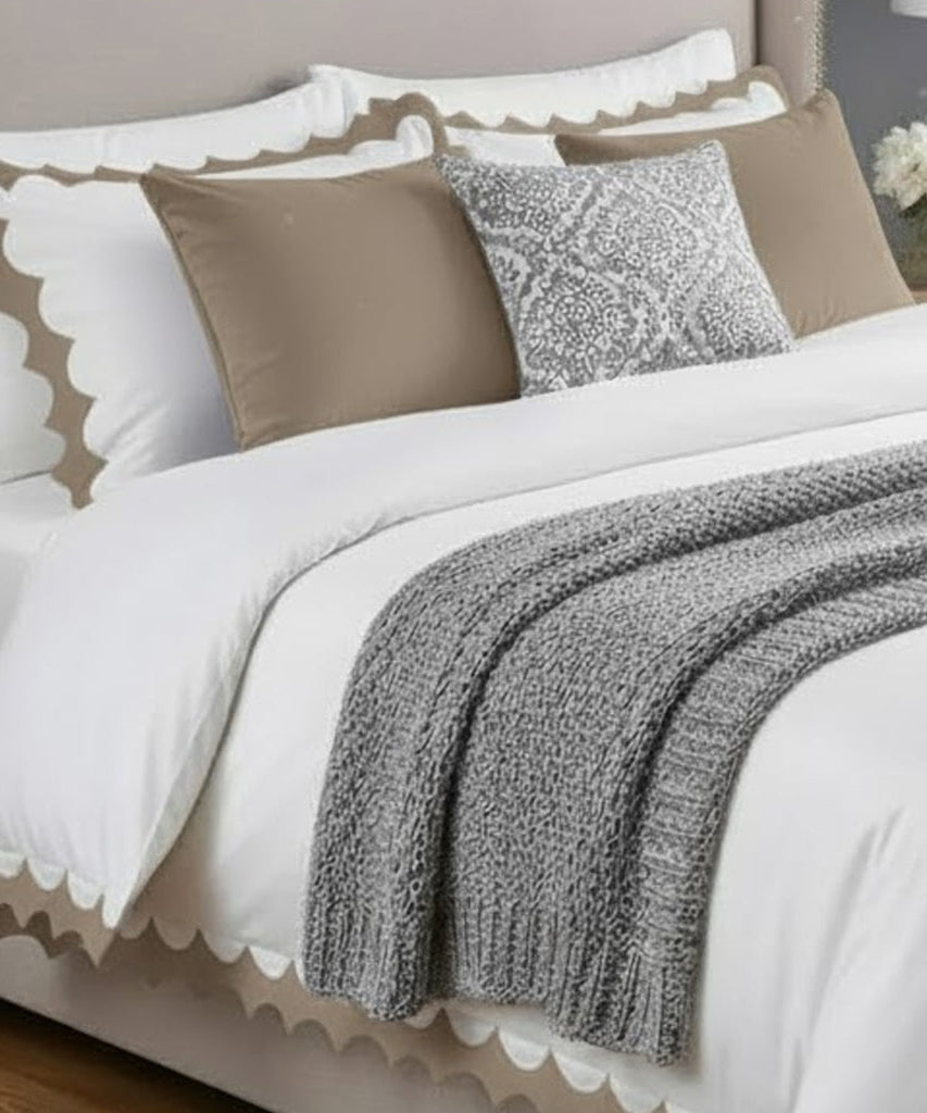 Reverse Scalloped Applique Embroidery Cotton Duvet Cover Set