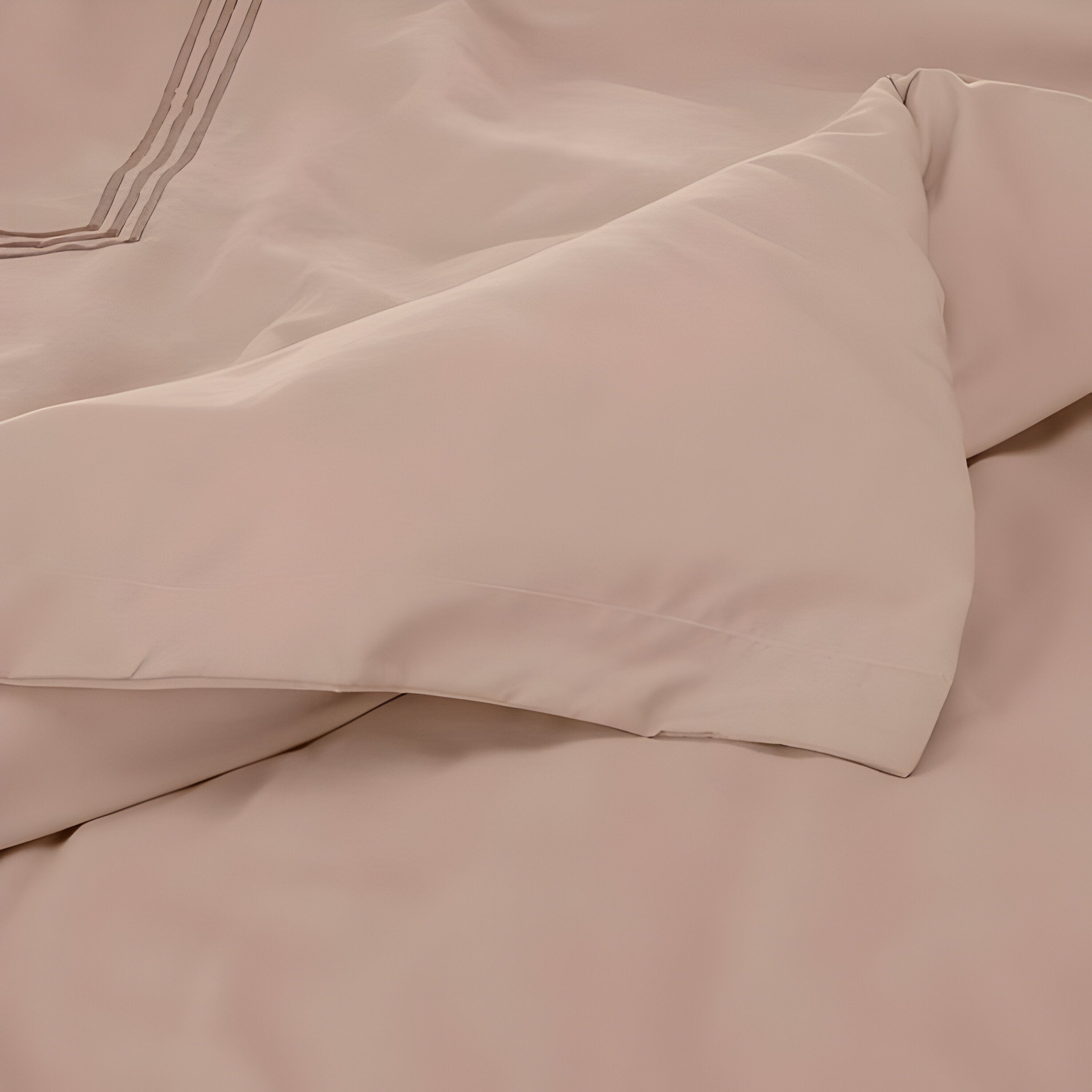 400TC Cotton Luxurious Triple Embroidery Sateen Solid Duvet Cover Set