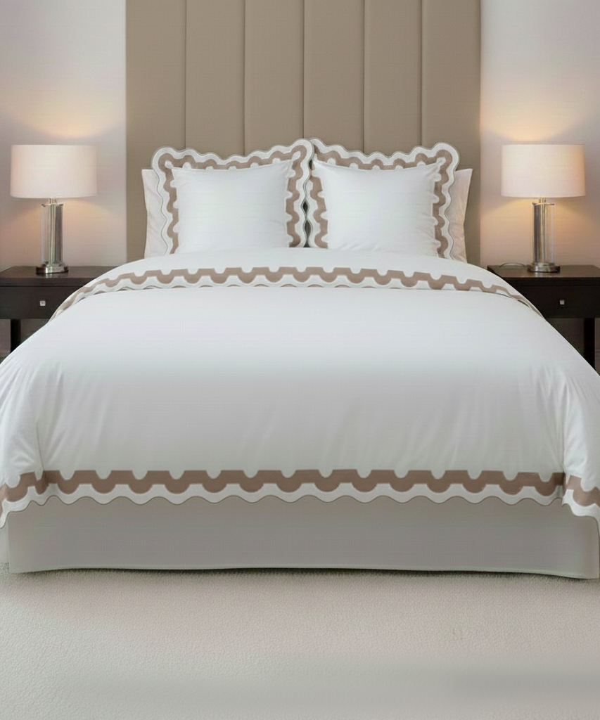 400TC U Shape Applique Scalloped Embroidery Cotton Duvet Cover Set