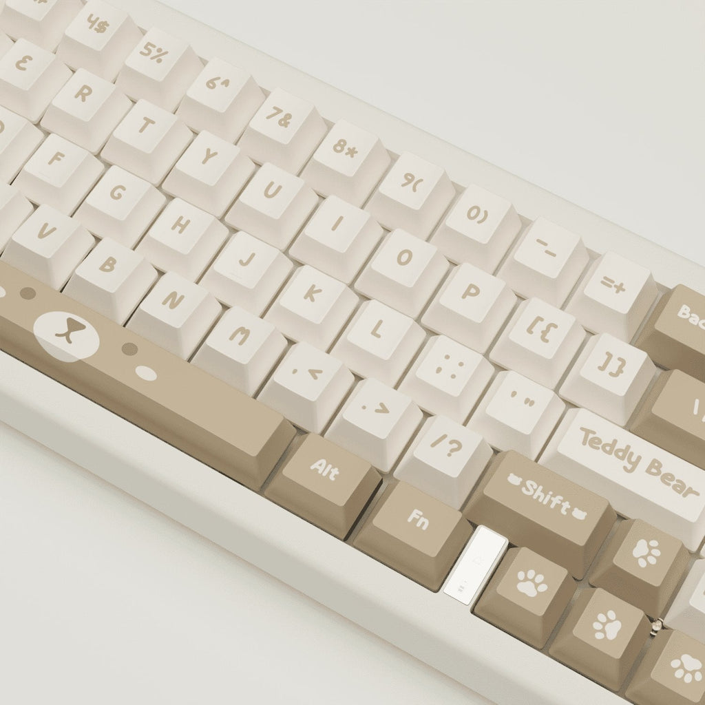 Teddy Bear Design Keycaps and Mechanical Keyboard
