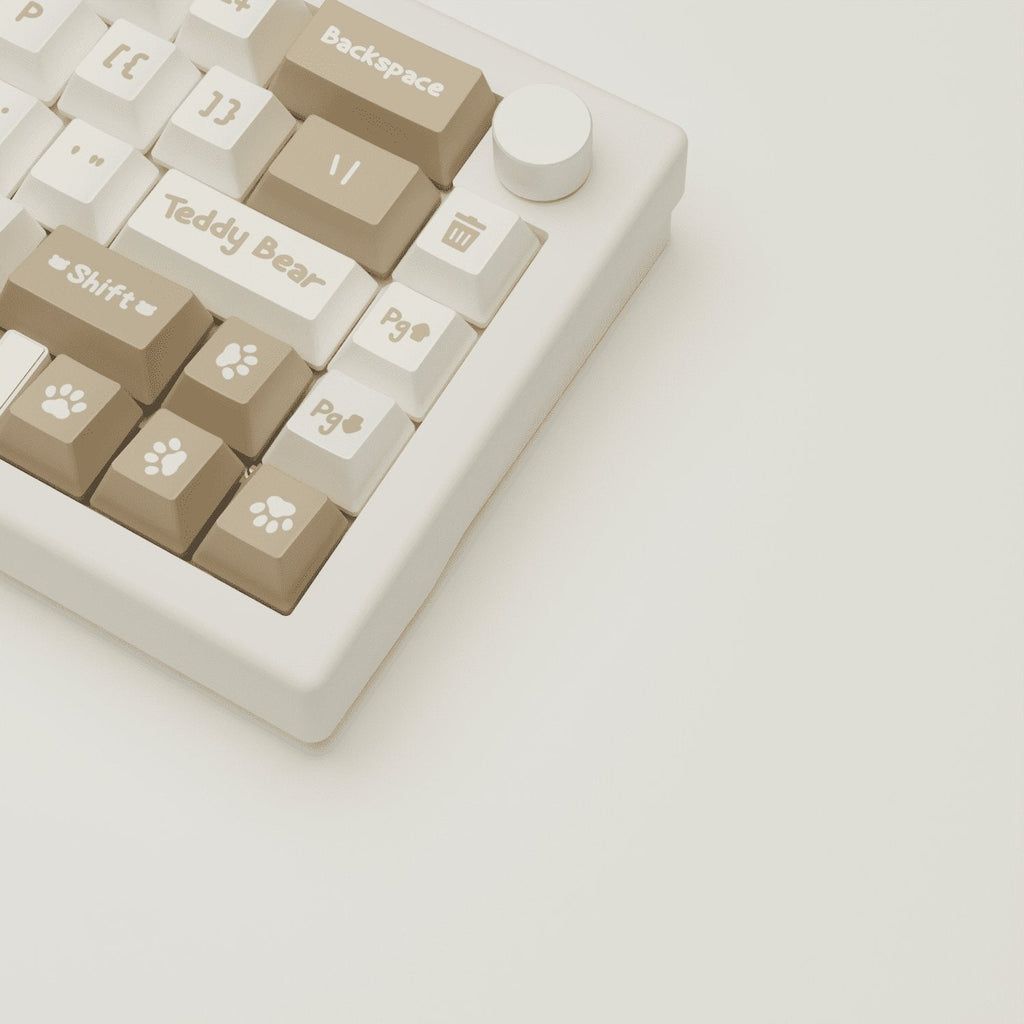 Teddy Bear Design Keycaps and Mechanical Keyboard