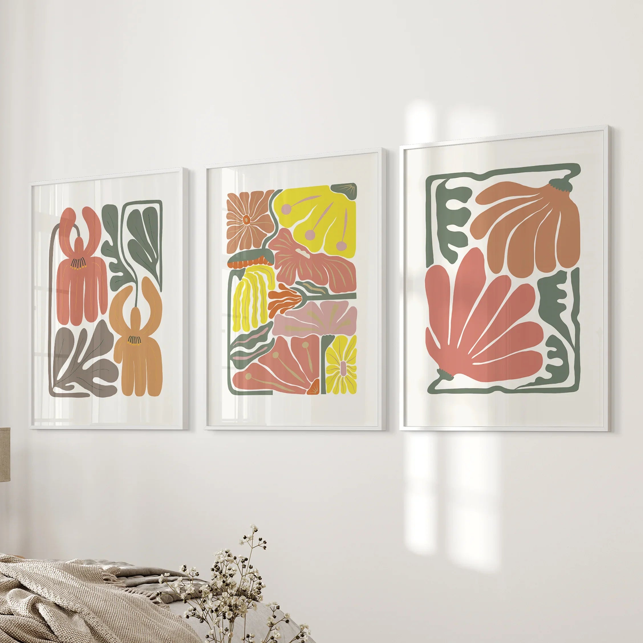 Boho Chic Botanical Decor. Set of 3 Abstract Flowers Prints