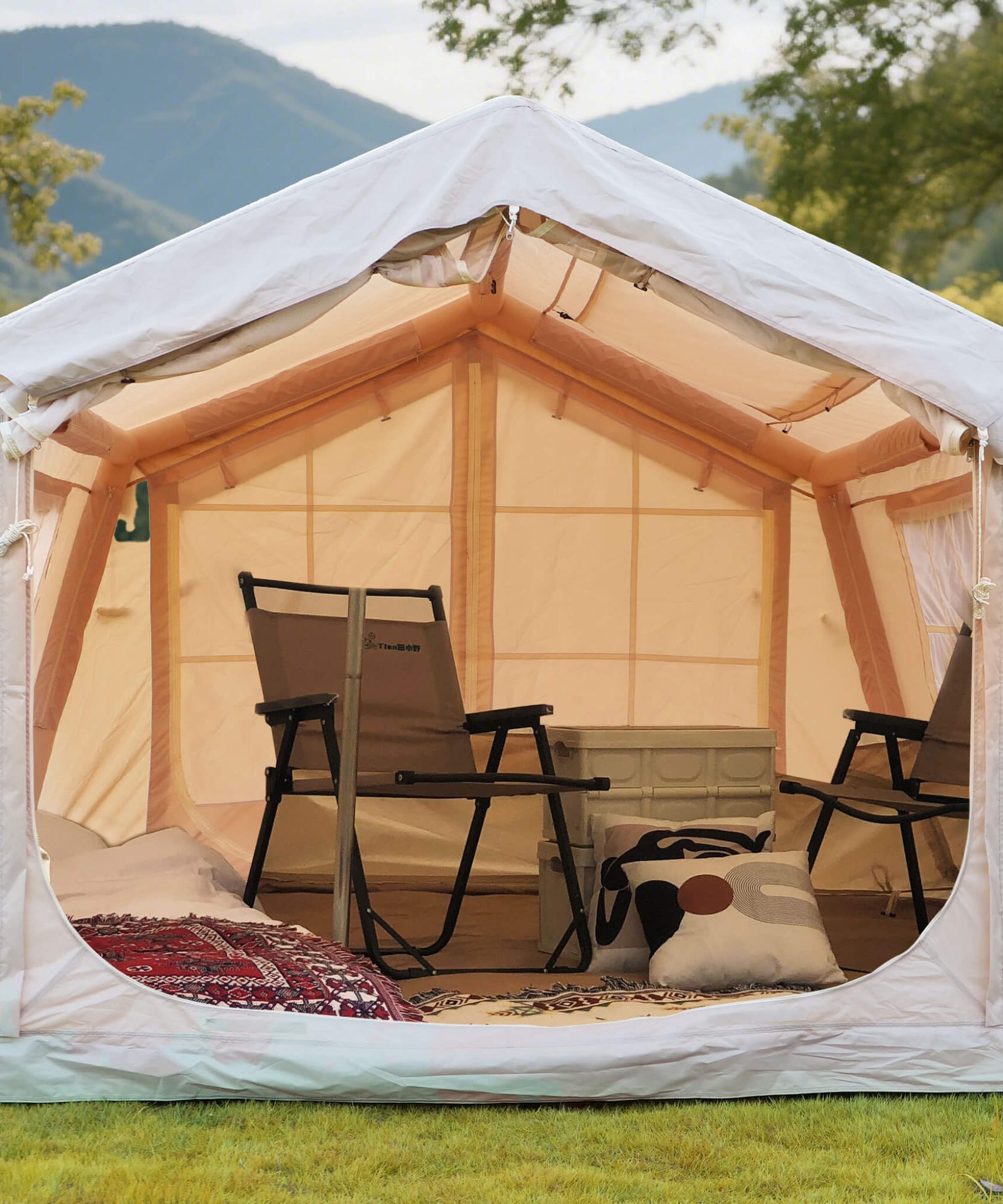 Trailora 4-Season Outdoor Inflatable Blow Up Camping Tent With Air Pump [4-6 People] (SAK46821)