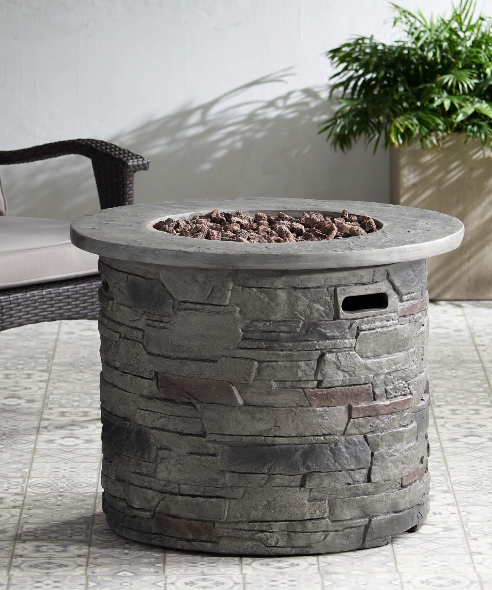 Alora 32-Inch Transitional Outdoor Concrete Round Propane Fire Pit Table, Gray (SAK48268)