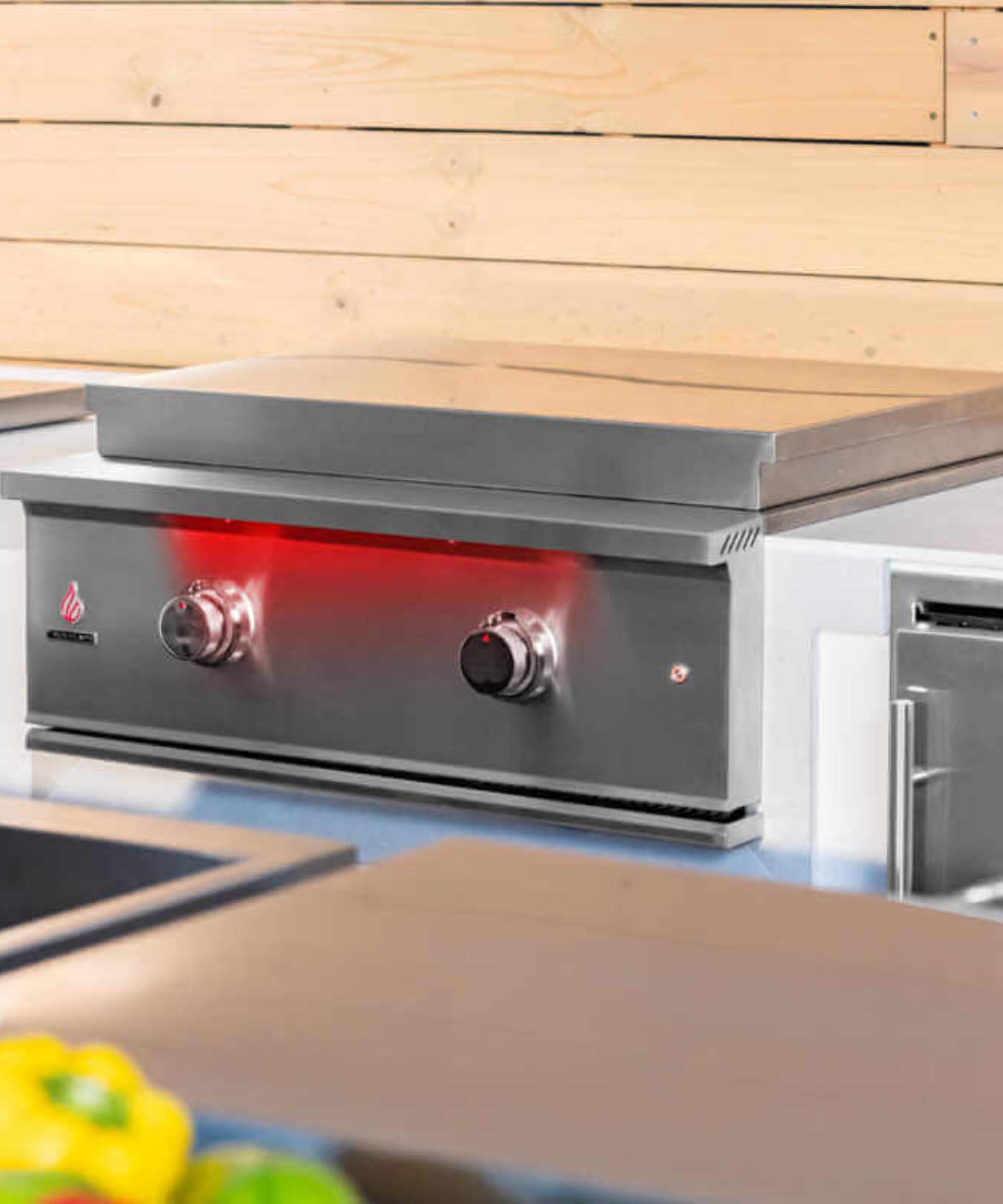 TrueFlame 30" Premium Built-In Stainless Gas Griddle Grill [TFG30] (SAK85362)