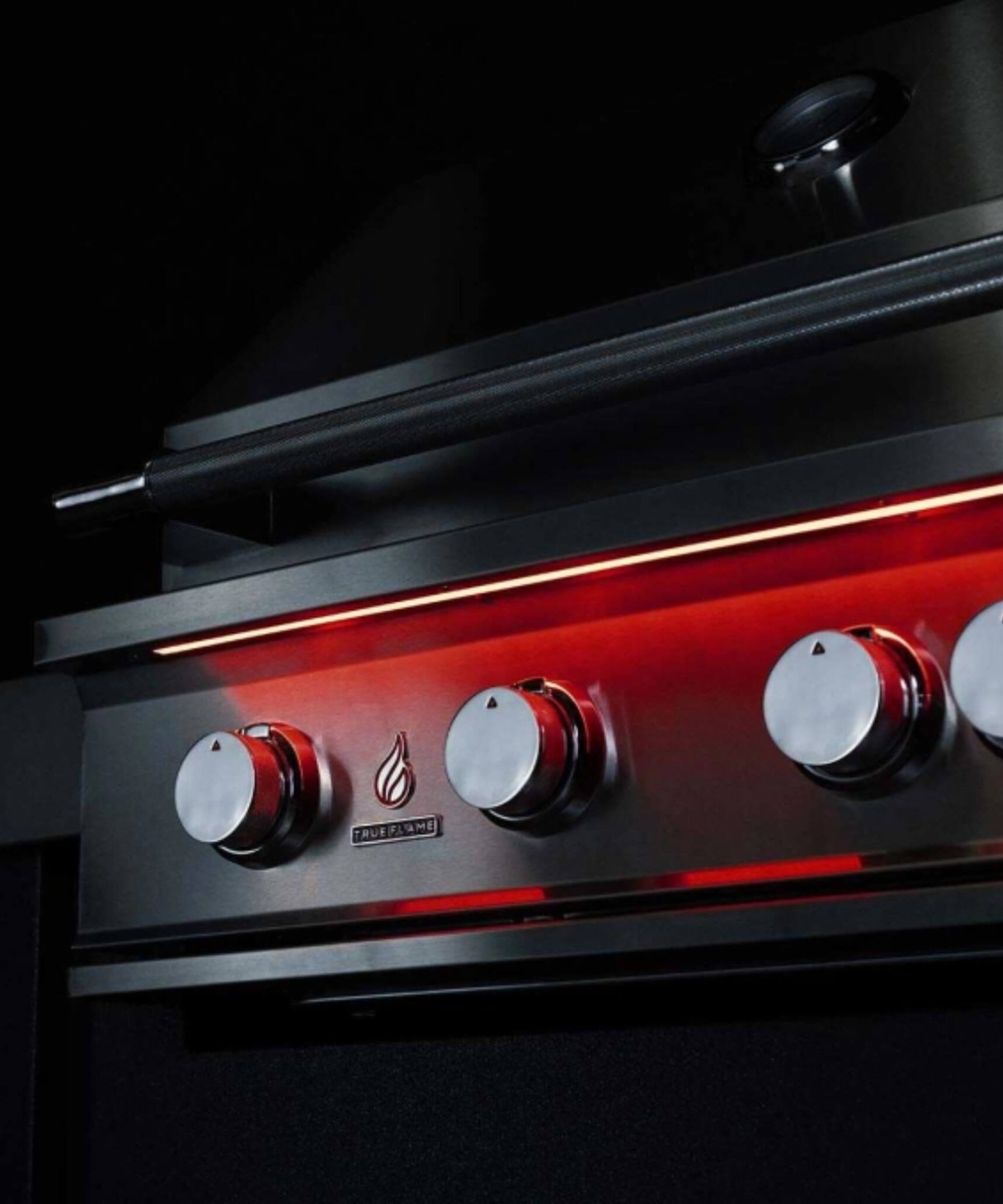 TrueFlame Built-In Stainless Steel Freestanding Gas Grills With Deluxe Cart [TF25/32/40] (SAK76845)