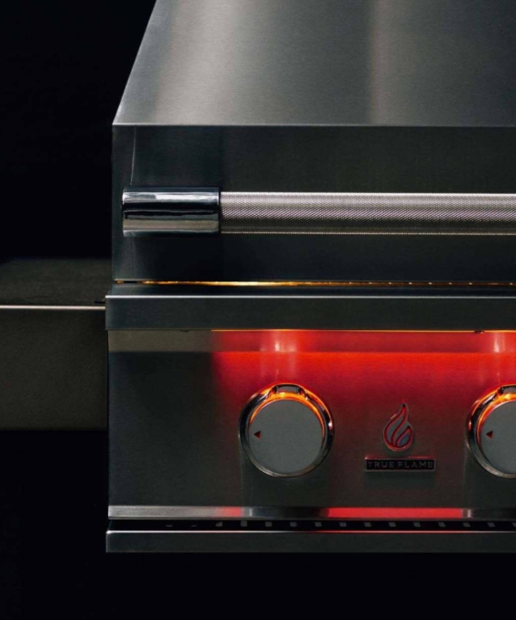 TrueFlame Built-In Stainless Steel Freestanding Gas Grills With Deluxe Cart [TF25/32/40] (SAK76845)