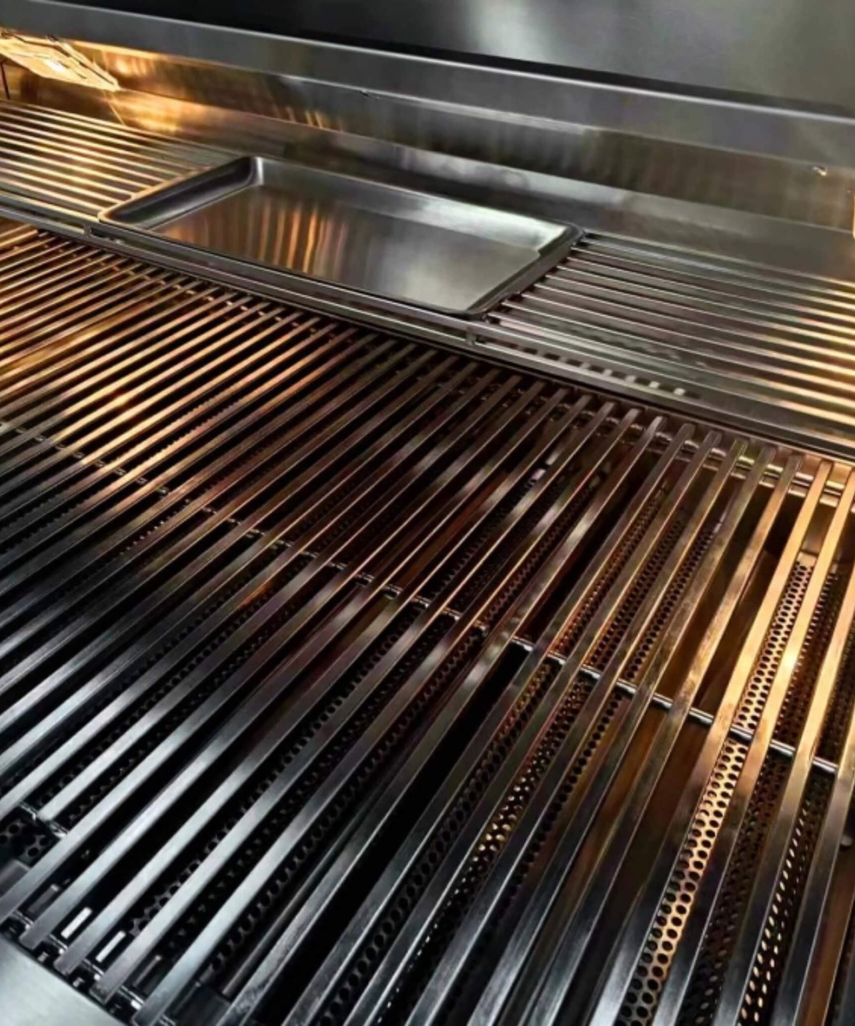 TrueFlame Built-In Stainless Steel Freestanding Gas Grills With Deluxe Cart [TF25/32/40] (SAK76845)