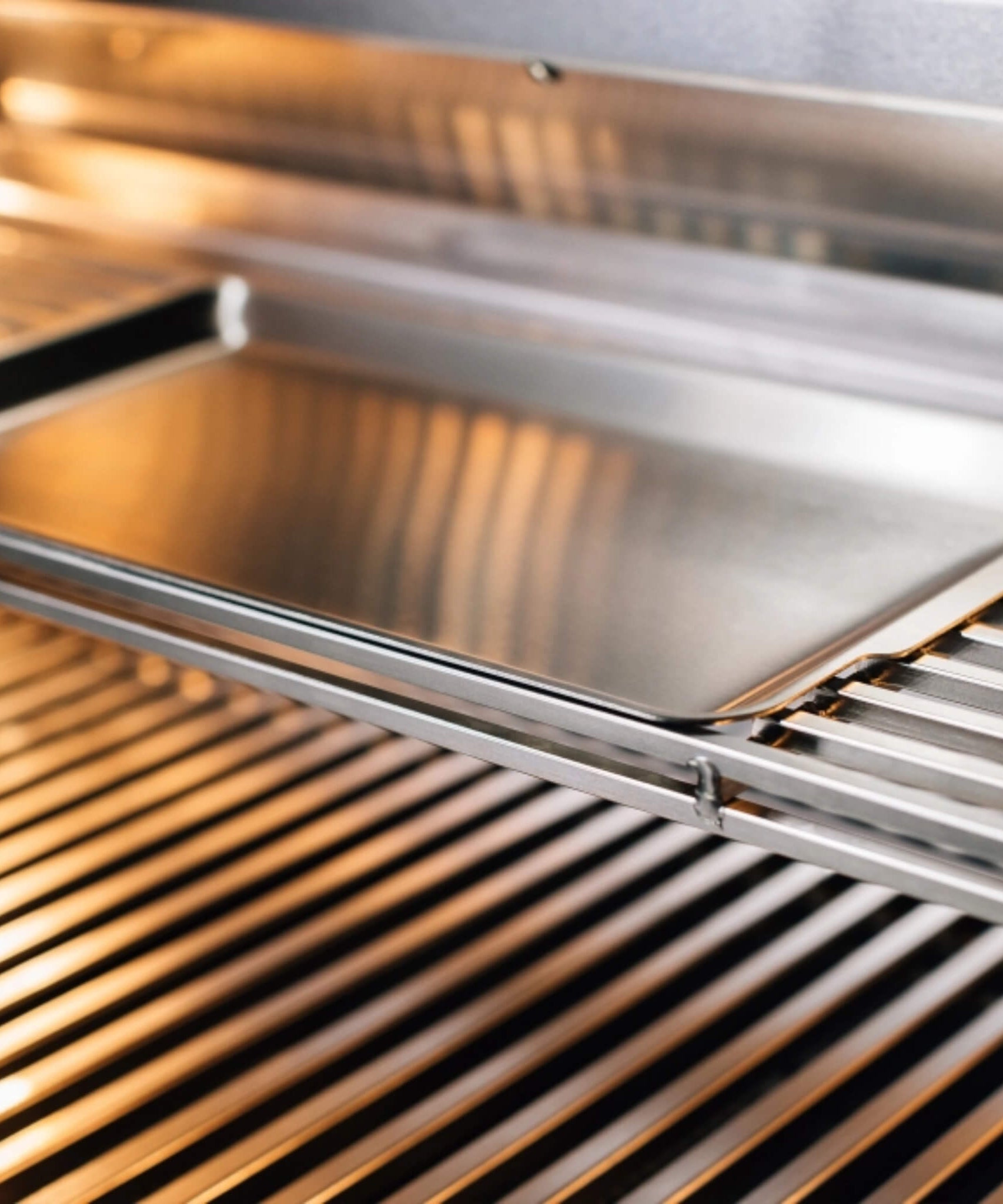 TrueFlame Luxury Built-In Gas Stainless Steel Grills [TF25/32/40] (SAK30587)