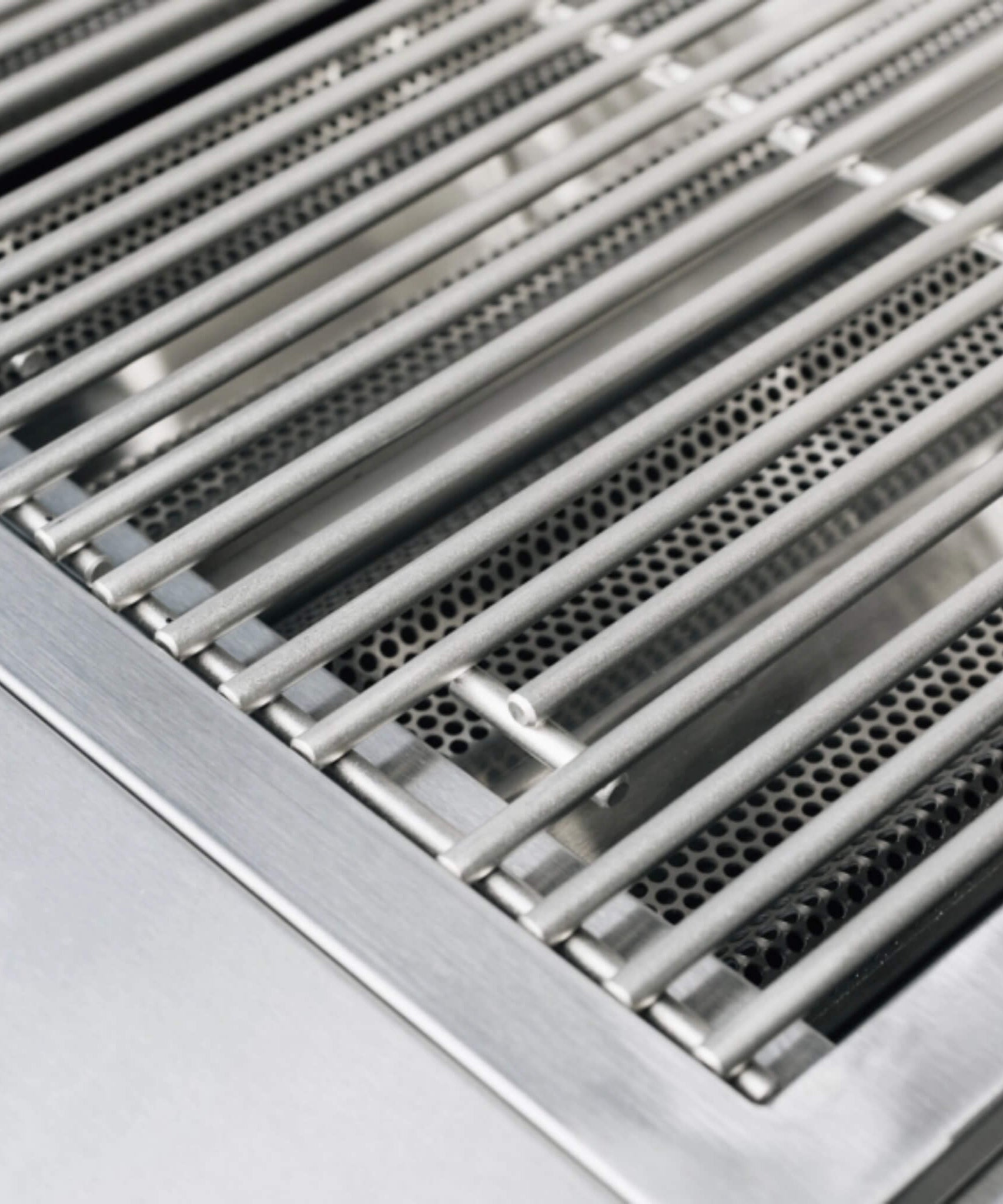 TrueFlame E-Series Built-In Stainless Steel Gas Grill [TFE25/32] (SAK13784)