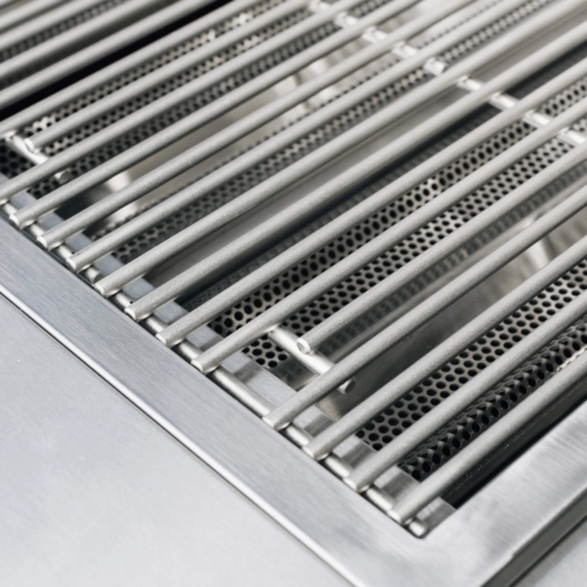 TrueFlame E-Series Built-In Stainless Steel Gas Grill [TFE25/32] (SAK13784)