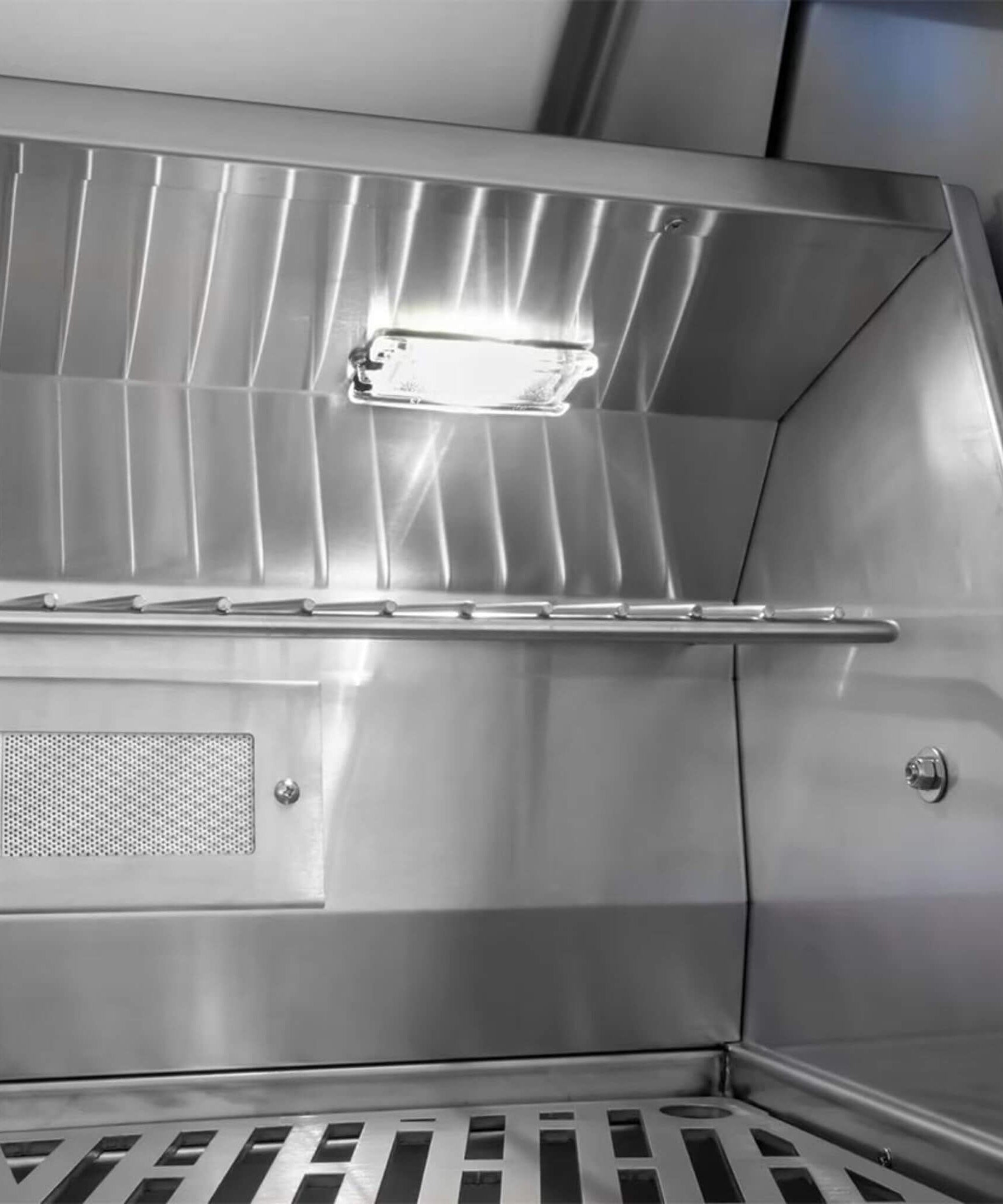 Wildfire Outdoor Living Ranch Pro 30-Inch 304 Stainless Steel Grill [WFPRO30G-BSS/SS] (SAK25374)